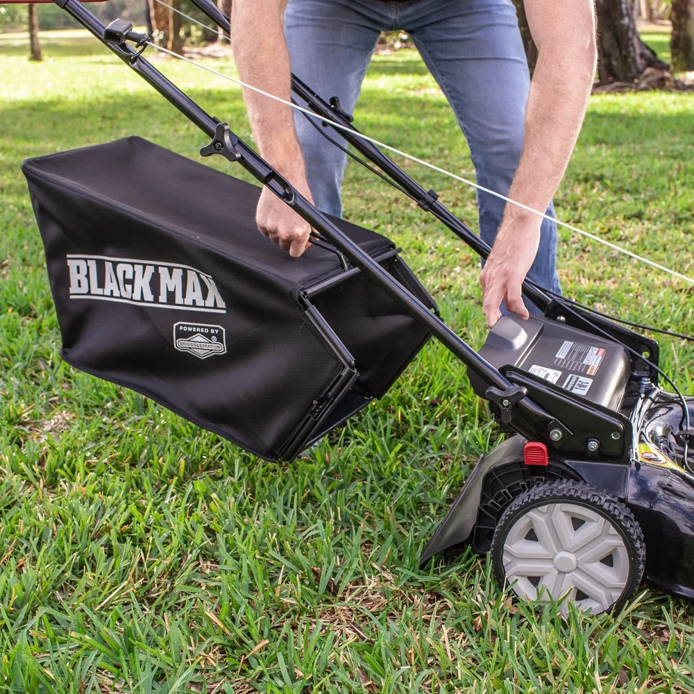 Black Max 21" Self-Propelled Lawn Mower with 140cc E550 Series Briggs and Stratton Engine - Image 12