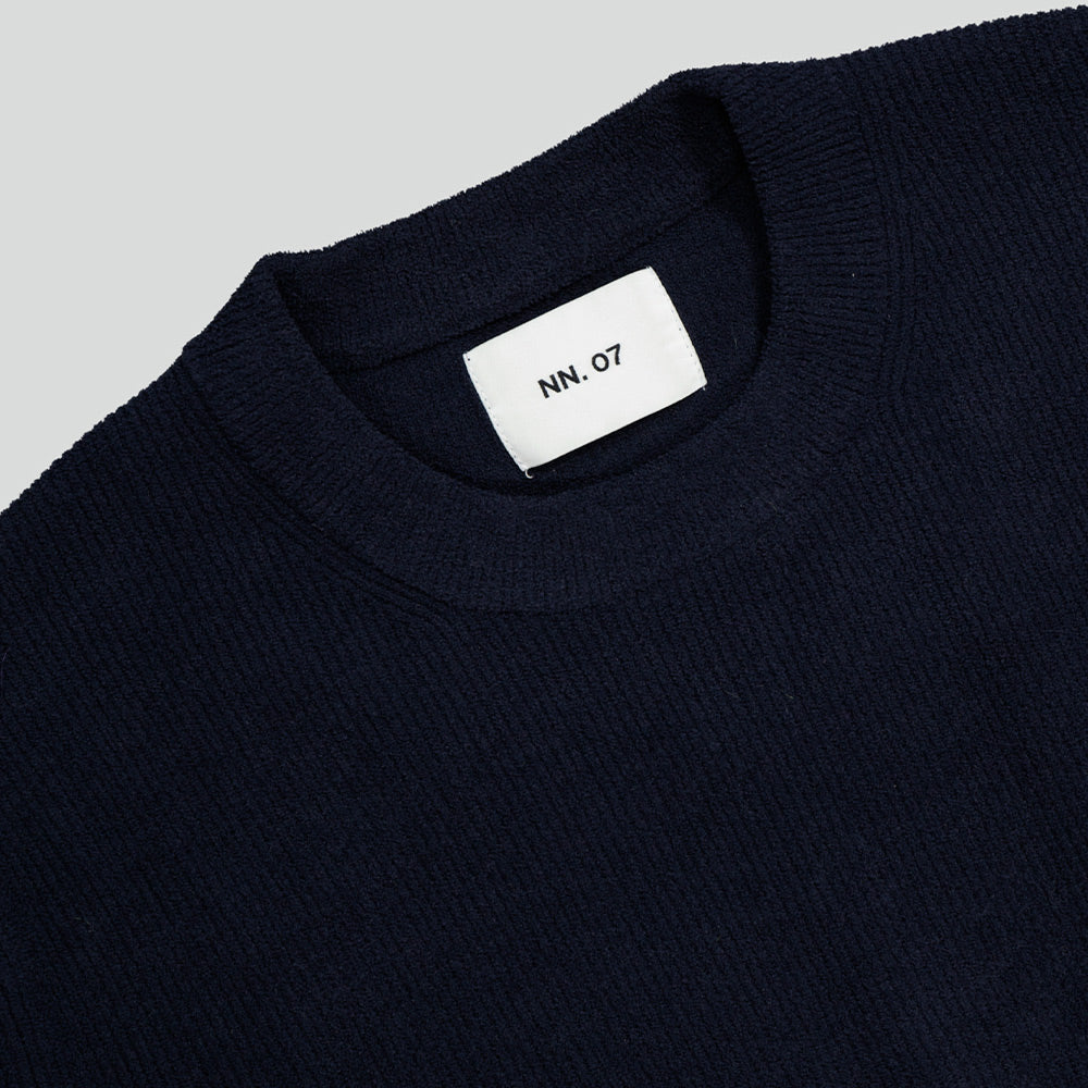 NN. 07 - Pull Danny - Marine