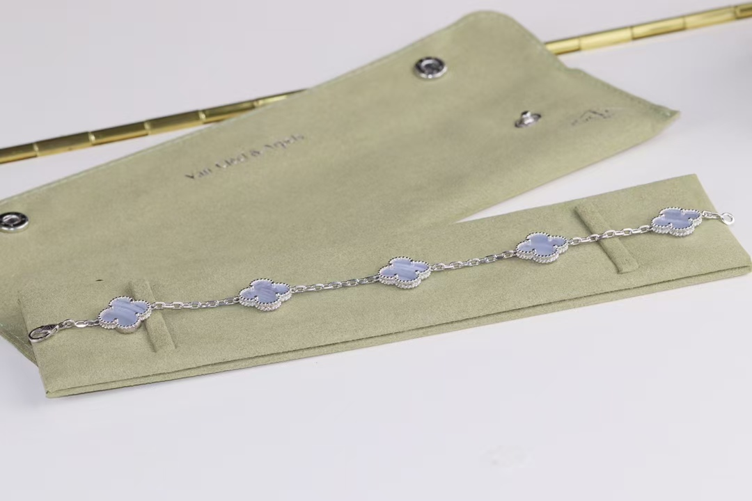 VCA Blue Chalcedony Vintage Alhambra Bracelet 5 Motifs - Original Replica Club