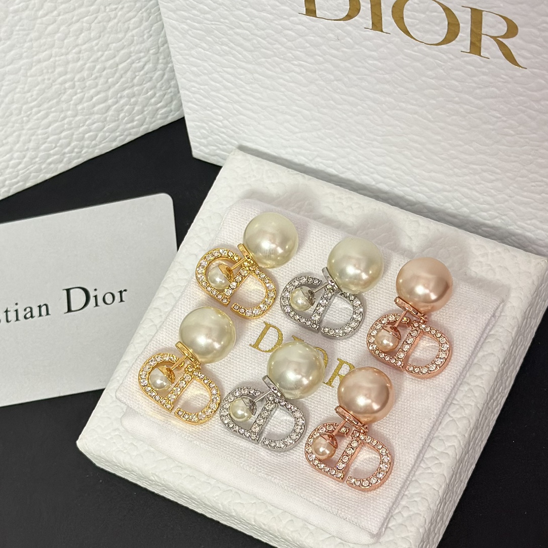 Dior Sweet CD Pearl Stud Earrings - Original Replica Club