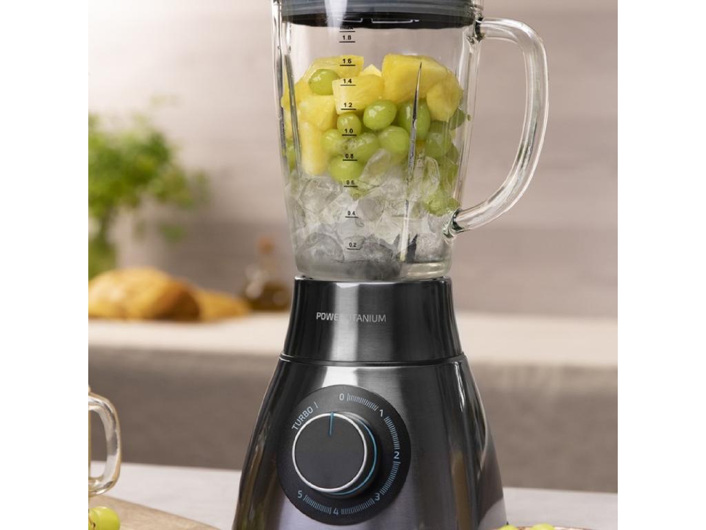 Batidora de Vaso Power Black Titanium 2500MAX PerfectMix. 2500W Máxima Potencia, Cuchilla con Recubrimiento de Titanio Negro, 1,8L, Filtro para Licuados, Acabados en Acero Inox