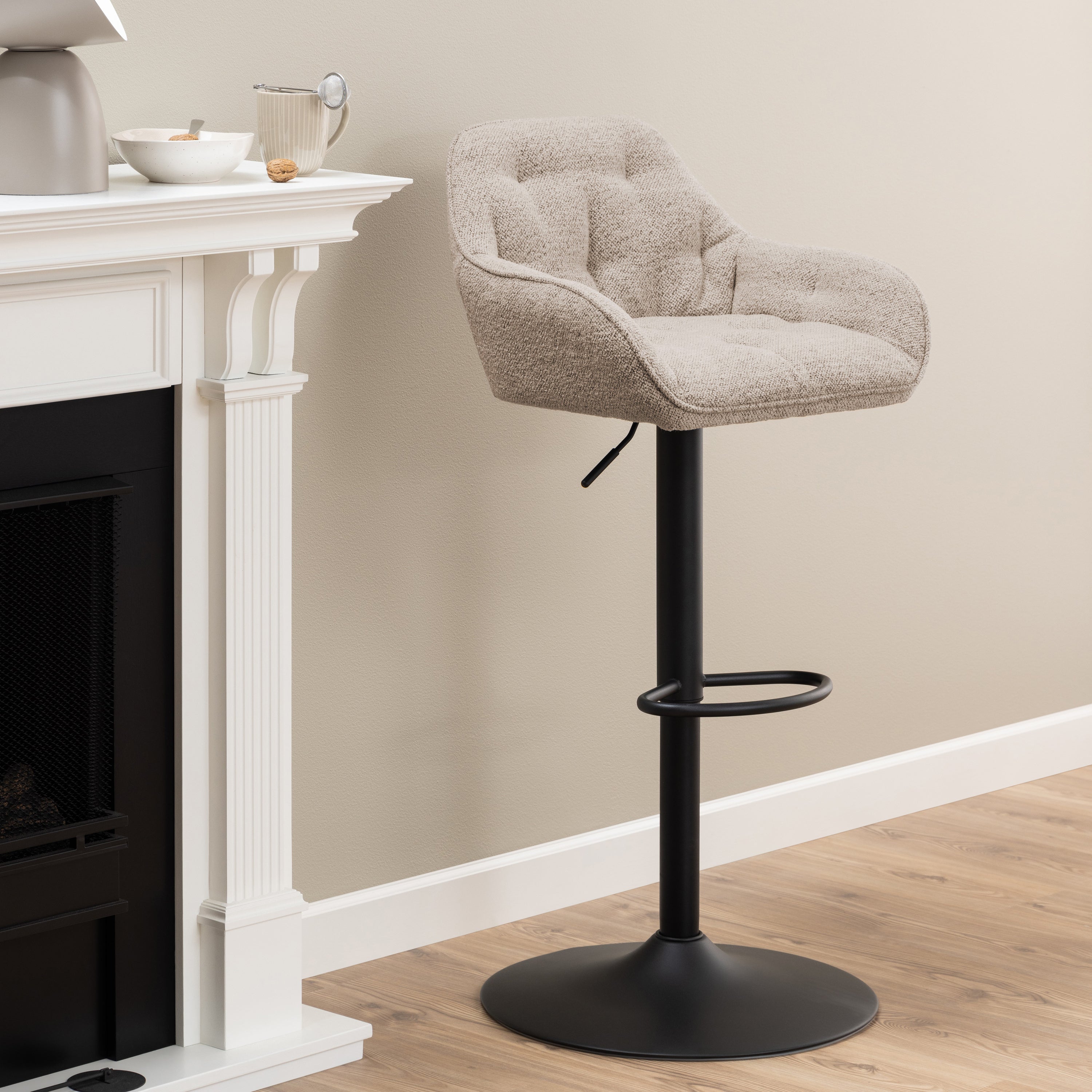 by fonQ basic Arvid Verstelbare Barkruk - Beige