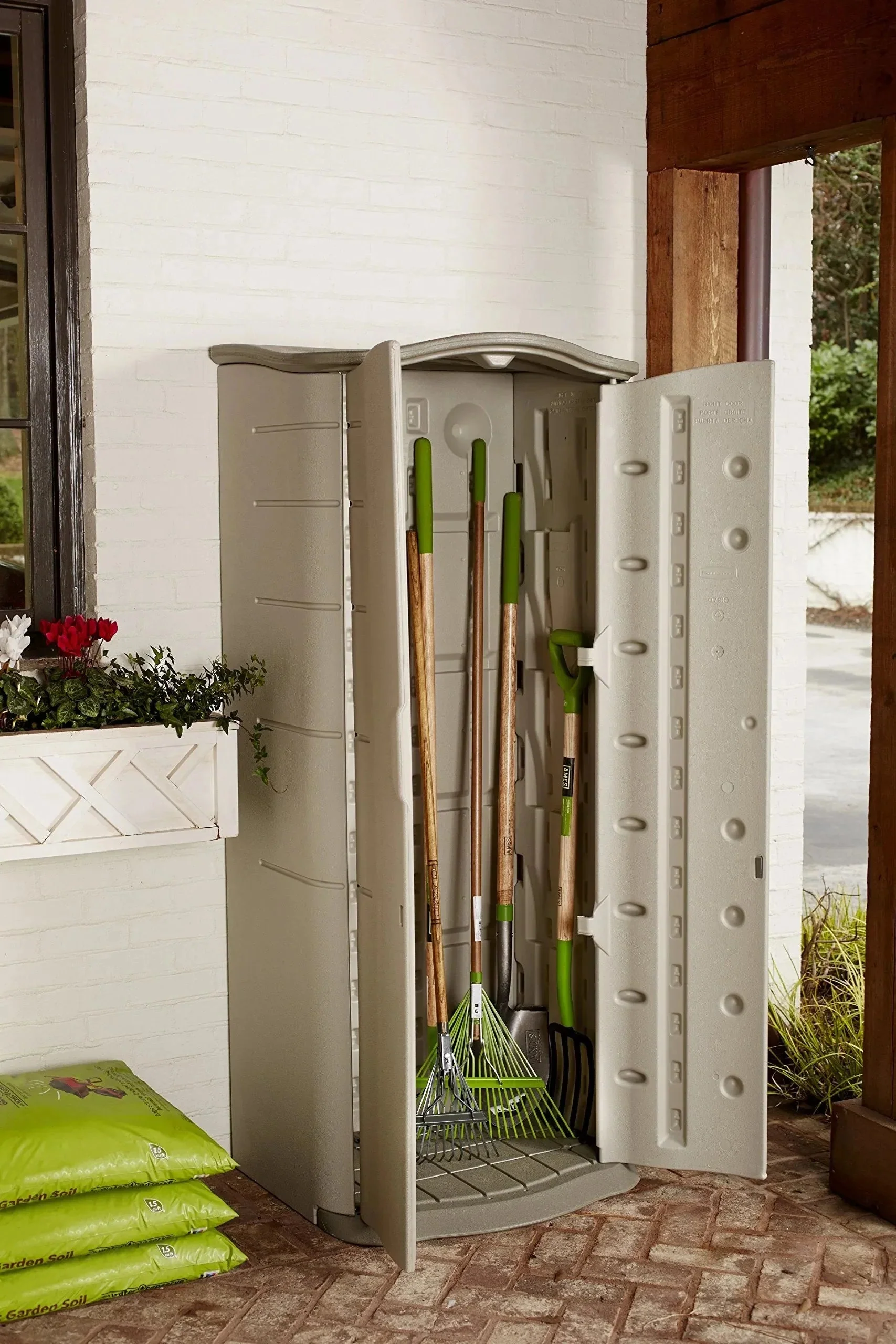 Rubbermaid Vertical Resin Weather Resistant Outdoor Storage Shed