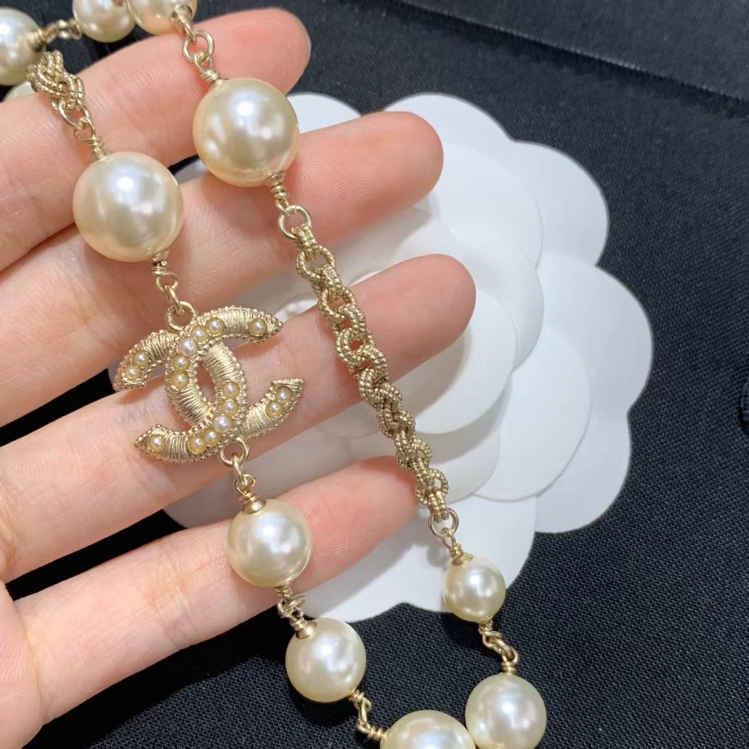 Chanel Double C  Pearl Choker Necklace - Original Replica Club