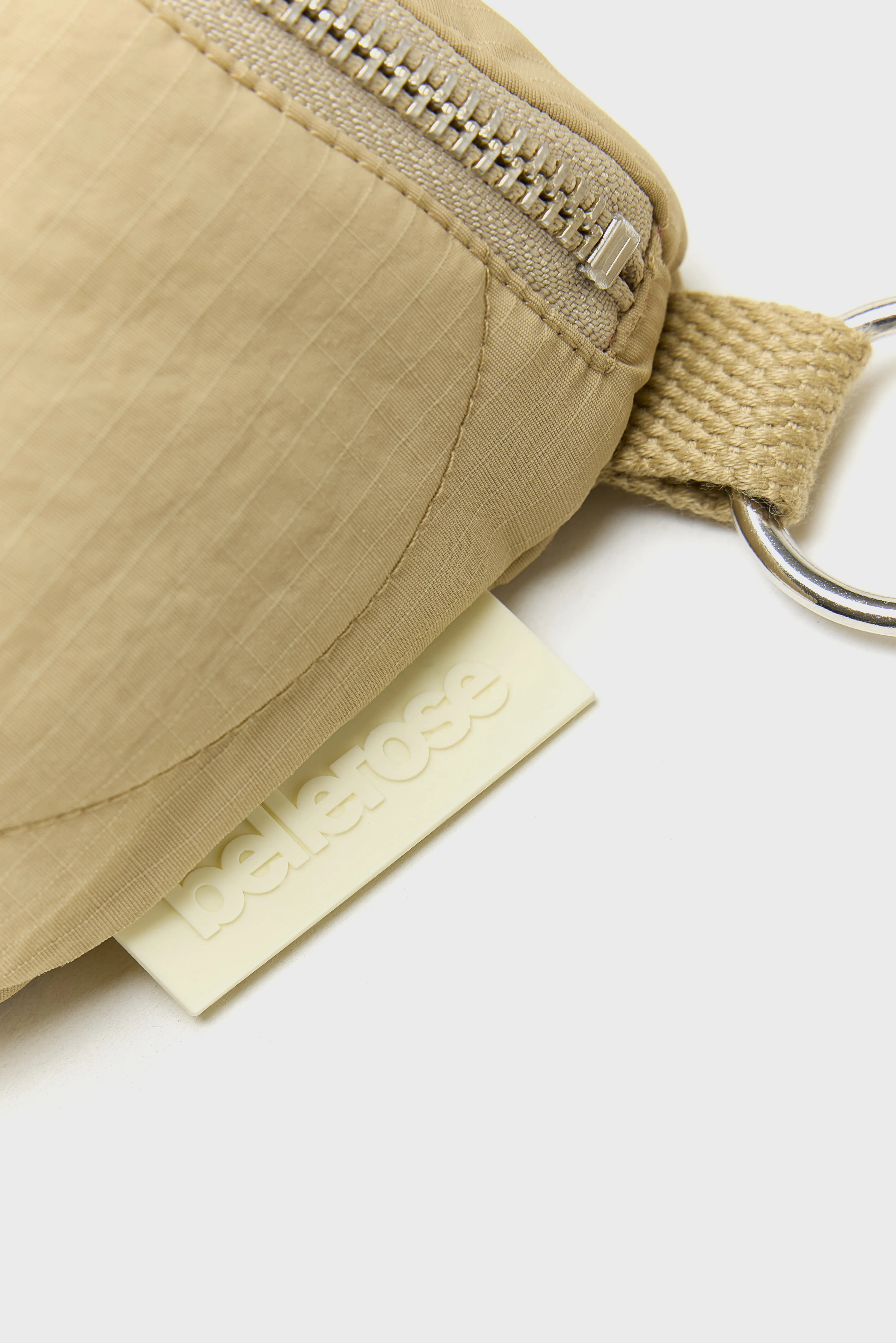 Bellerose Hosie sling bag (261 / W / RAFIA)