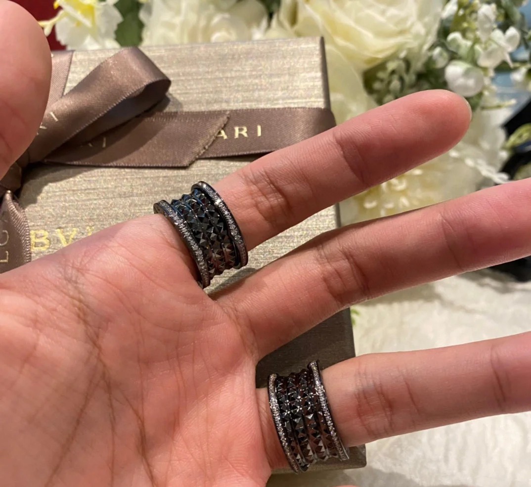 Bvlgari Four Band Black Diamond Quilting B.zero1 Ring - Original Replica Club