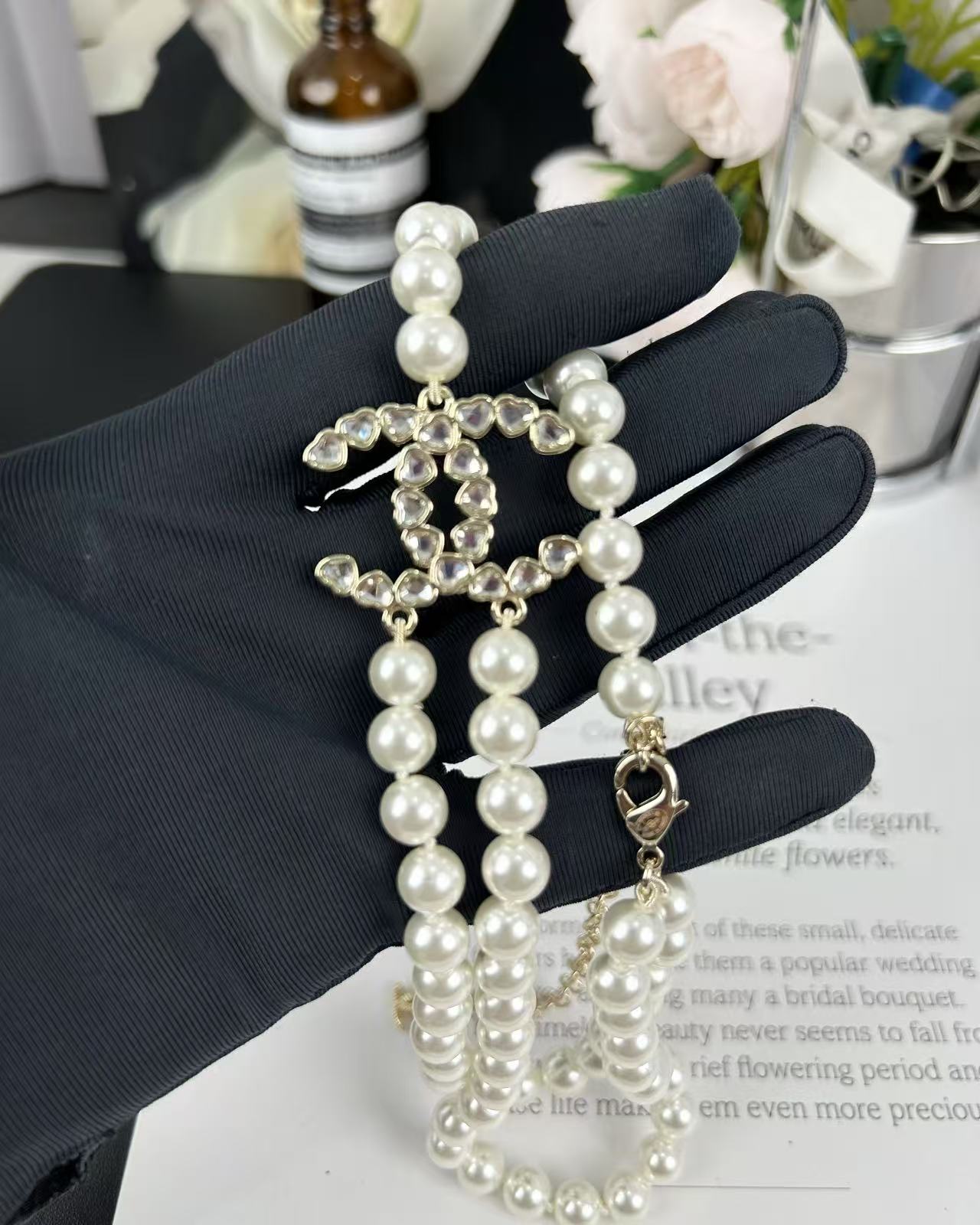 Chanel Elegant Two Layers Pearl Necklace - Original Replica Club