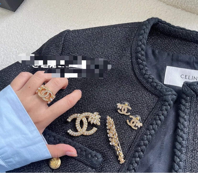 Chanel Luxury Full Diamond Ear of Wheat CC Brooch - Original Replica Club