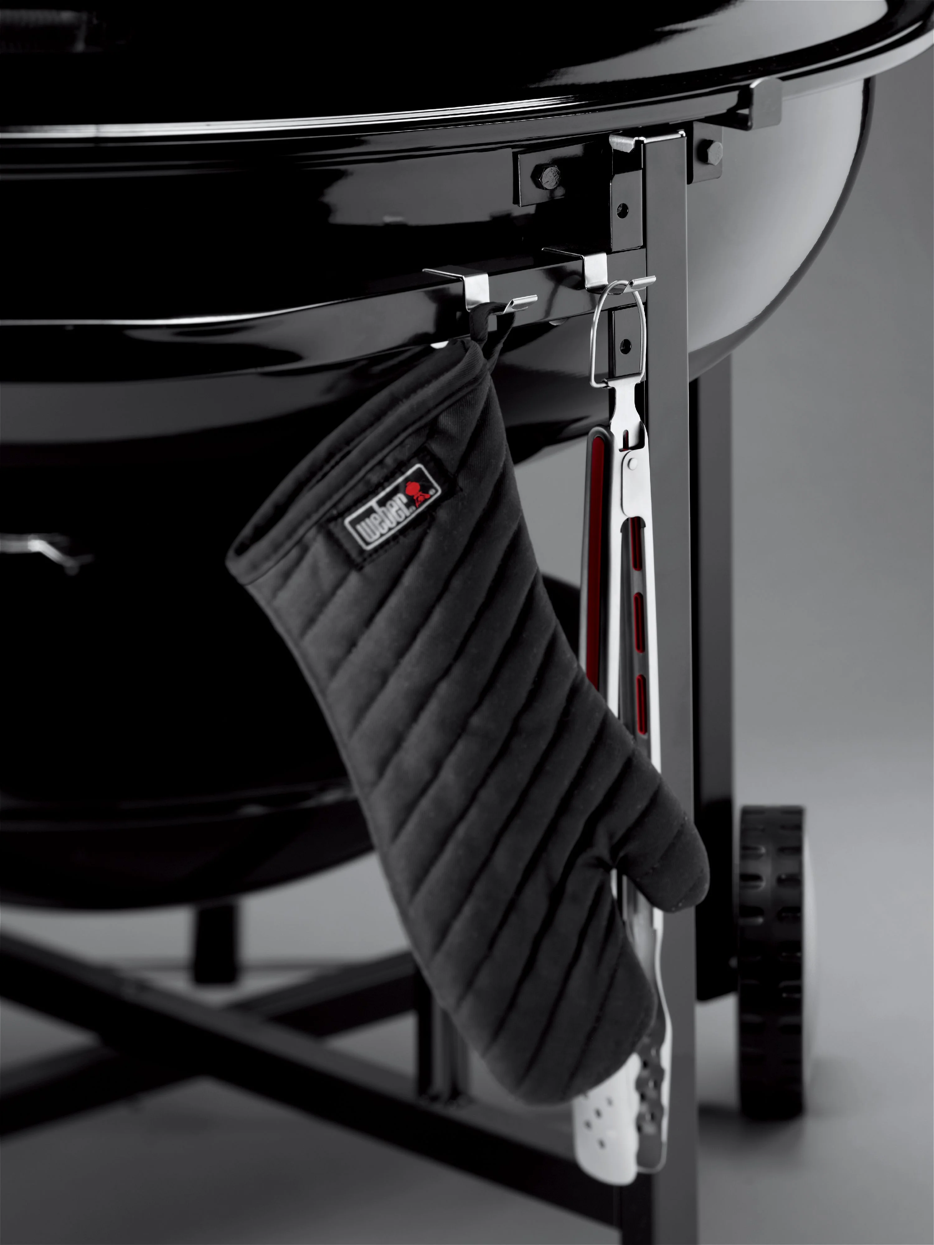 Weber Ranch Kettle 37'' Charcoal Grill - Image 8