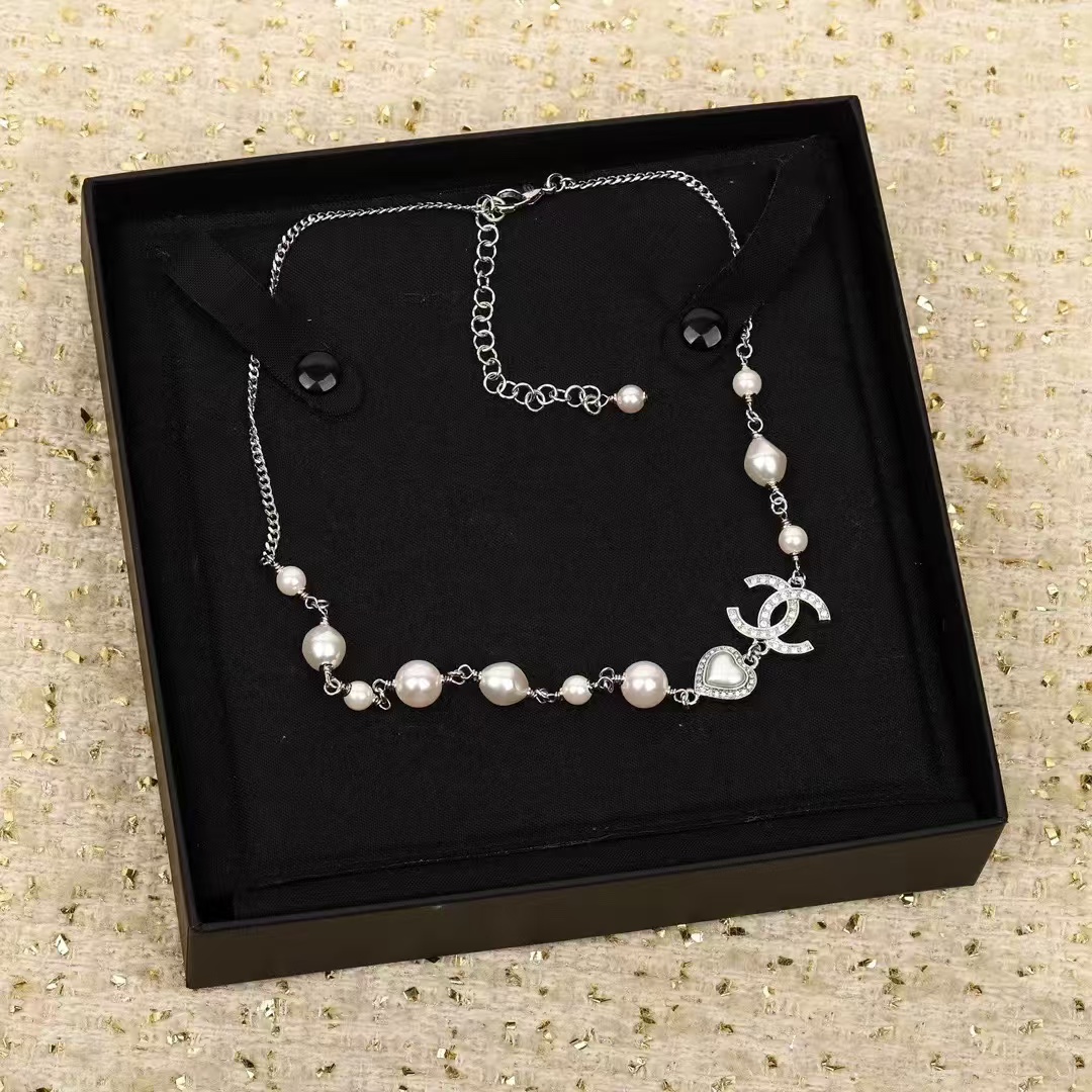 Chanel Half Silver Chain Half Pearl Necklace - Original Replica Club
