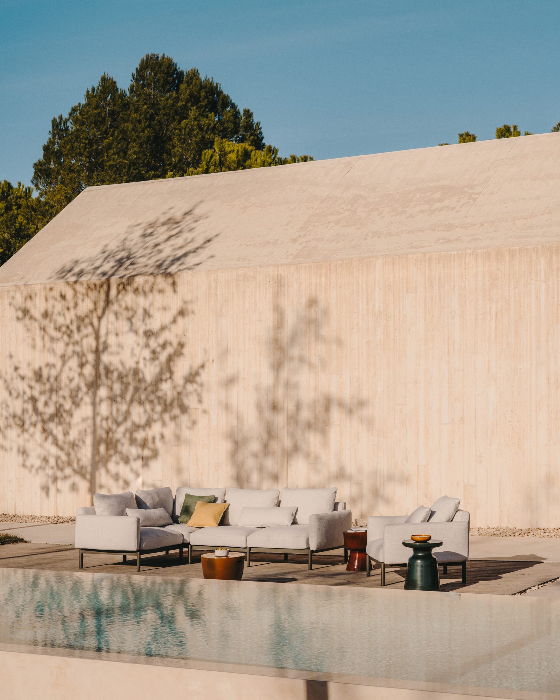 Kave Home - Bijzettafel Mesquida voor buiten gemaakt van keramiek