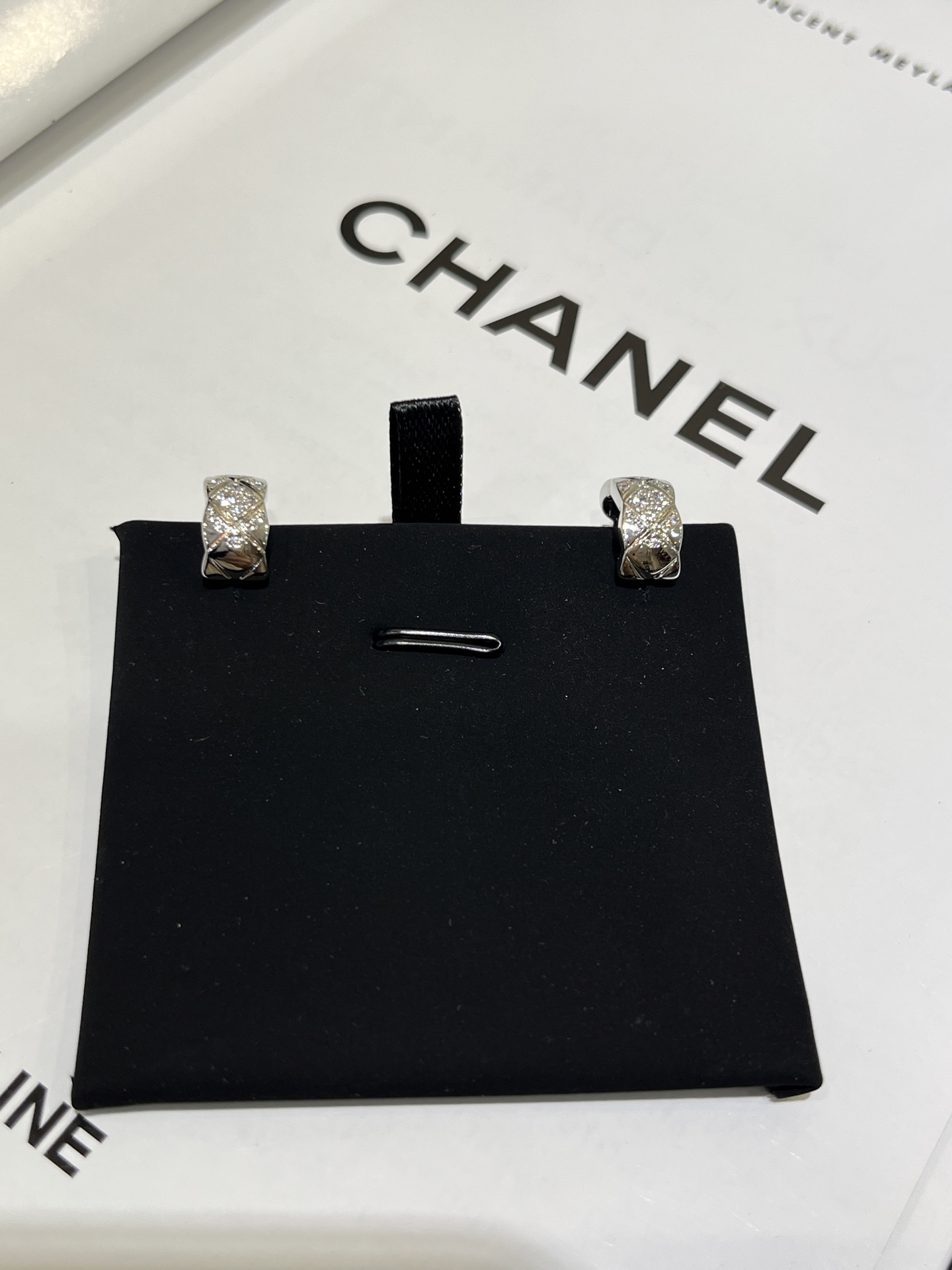Chanel Coco Crush Hoop Stud Earrings - Original Replica Club