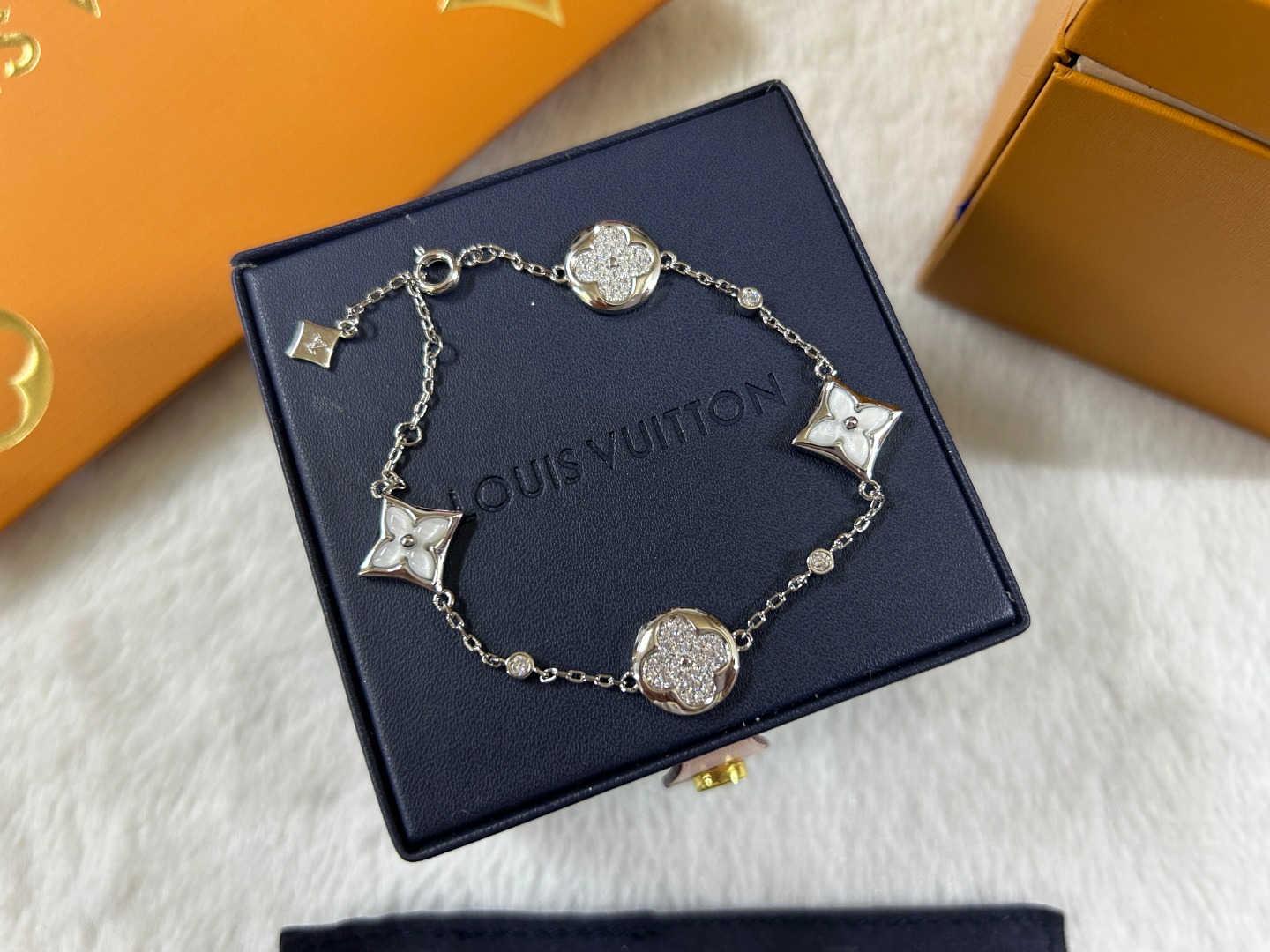 Louis Vuitton White Mother of Pearl Color Blossom Bracelet - Original Replica Club