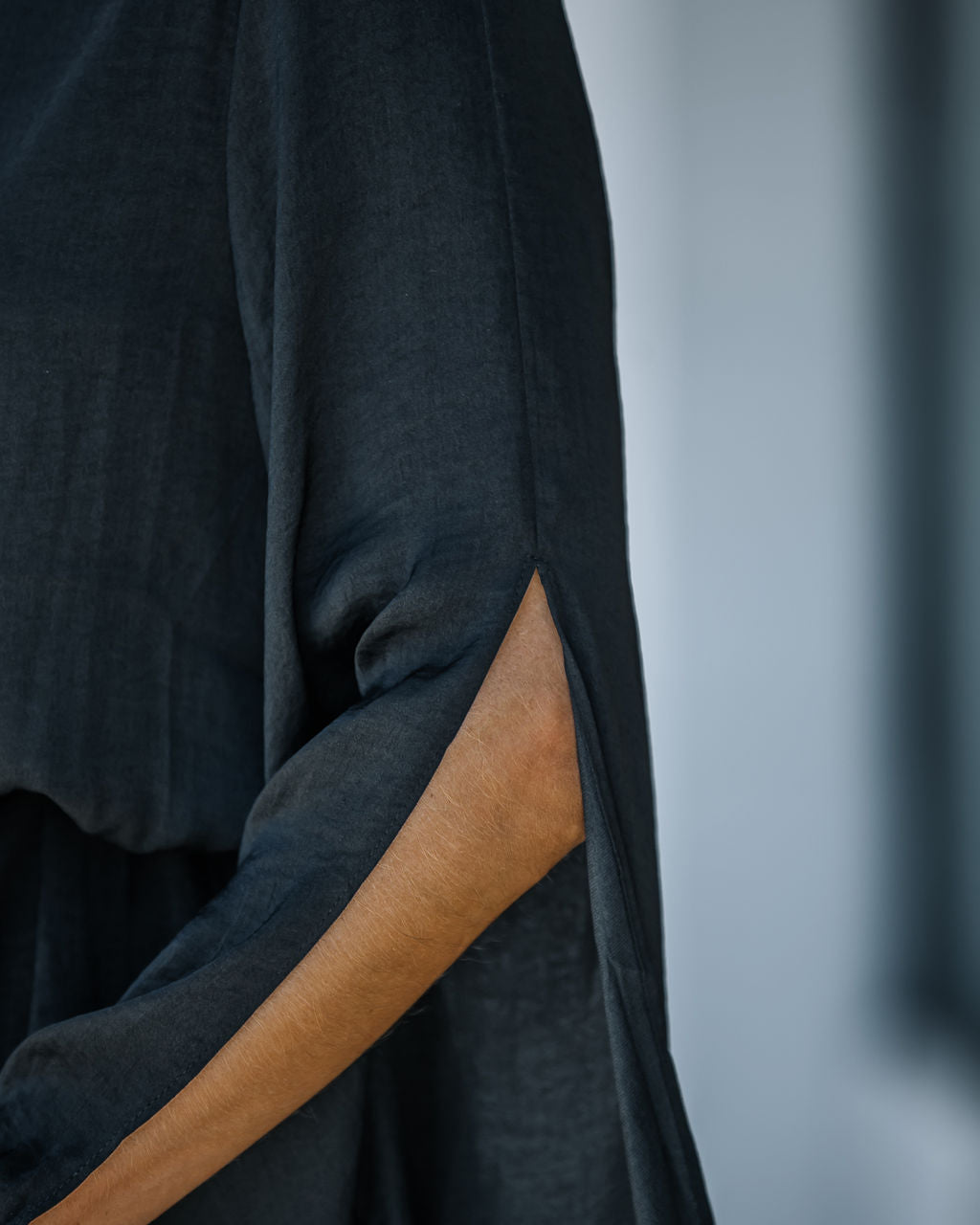 Daring Adventure Satin Kimono Dress - Black - Se7enfashion