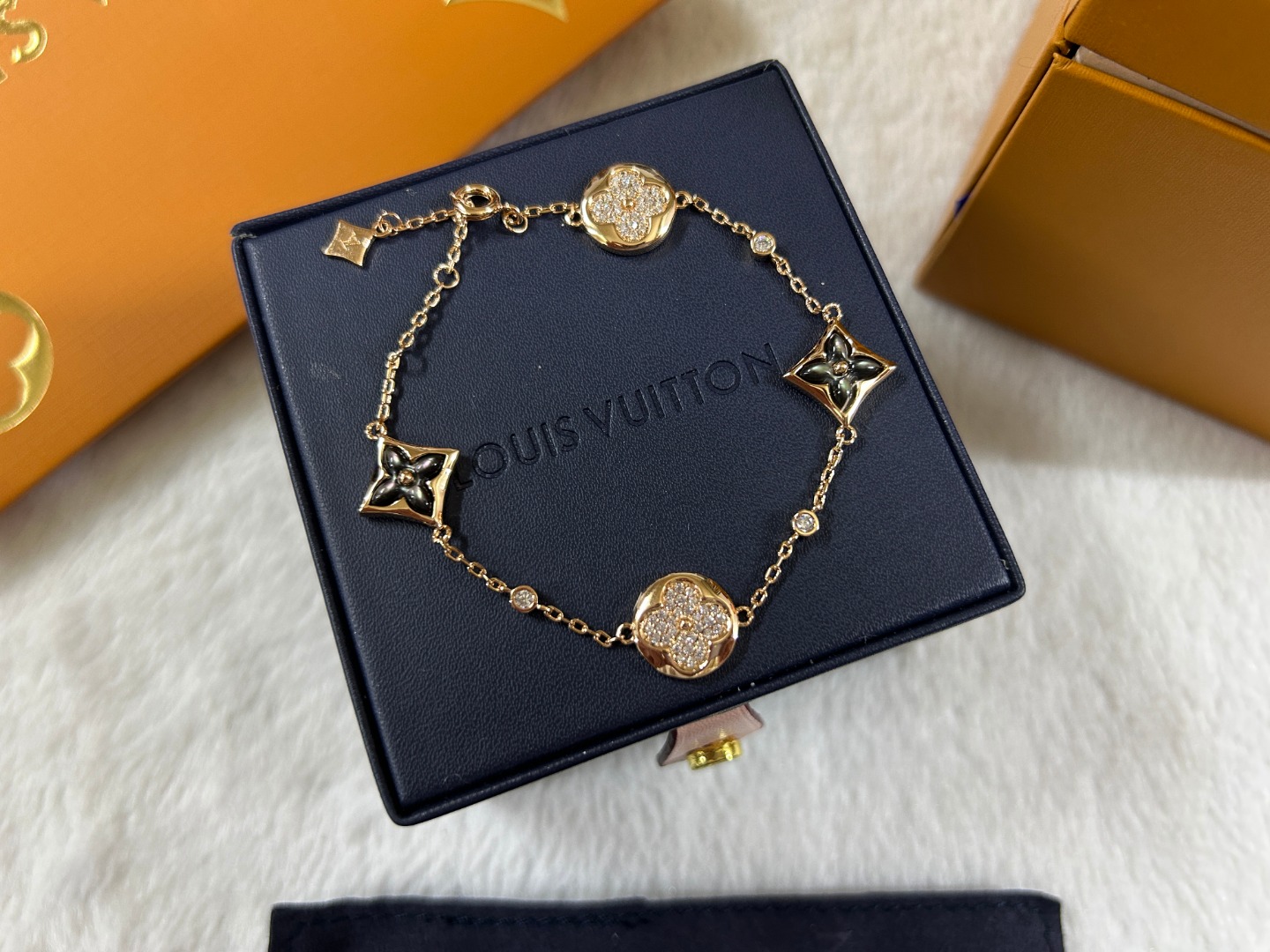 Louis Vuitton Grey Mother of Pearl Color Blossom Bracelet - Original Replica Club
