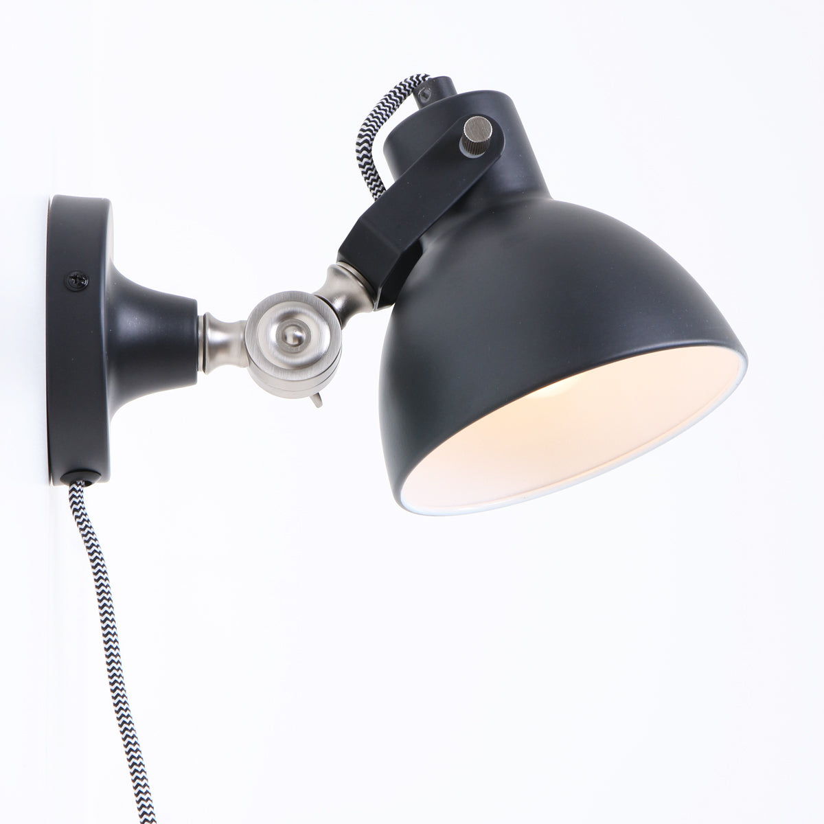 Mexlite - wandlamp - Cera - zwart - metaal - bedlampje - E14 - 7647ZW