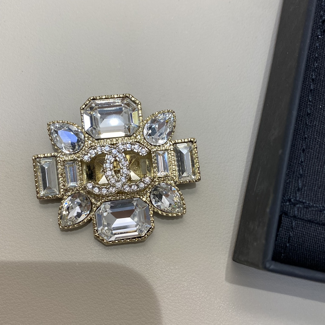 Chanel Luxury Rhinestone Flower Brooch - Original Replica Club