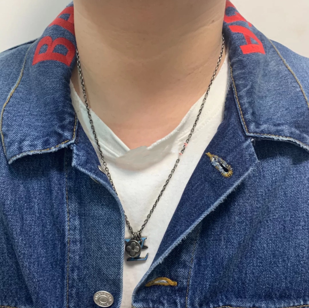 Louis Vuitton Blue LV Pendant Necklace - Original Replica Club
