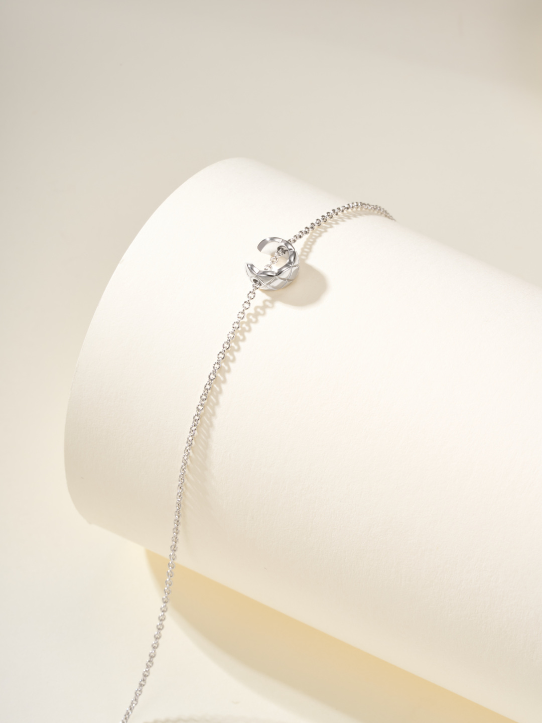 Chanel Coco Crush Chain Bracelet Dainty Jewelry - Original Replica Club