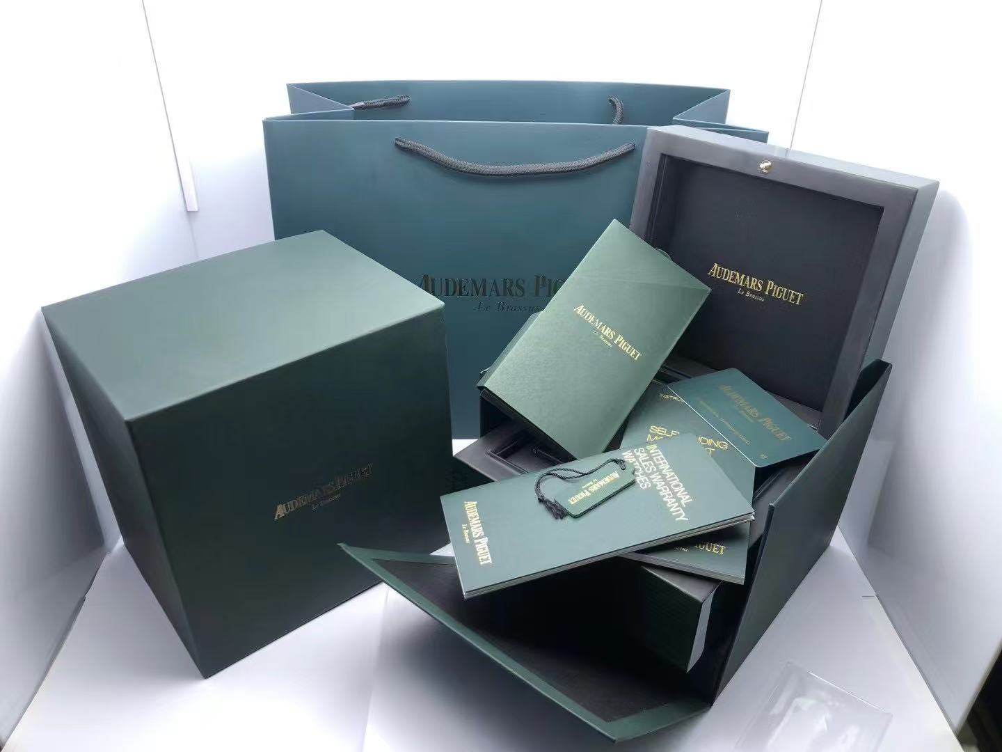 Best Swiss Clone Audemars Piguet Watch Box With Papers