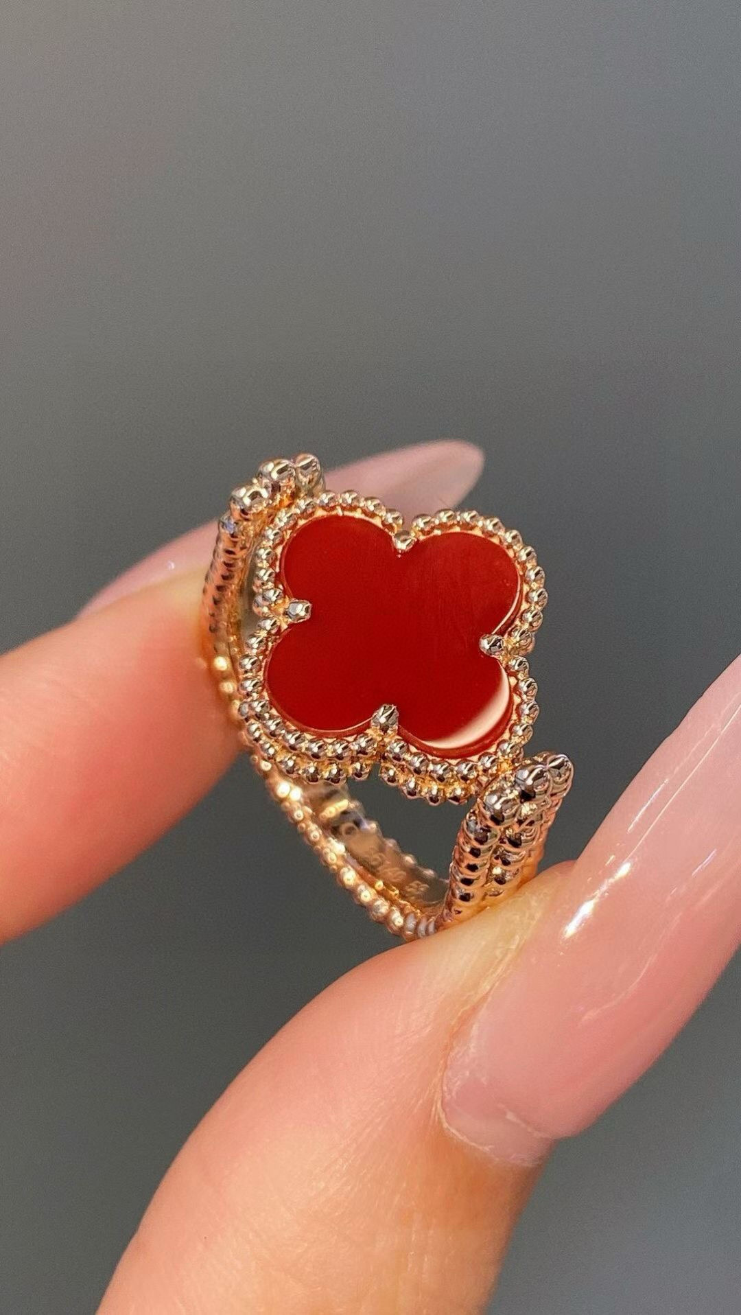 VCA Vintage Alhambra Reversible Ring - Original Replica Club