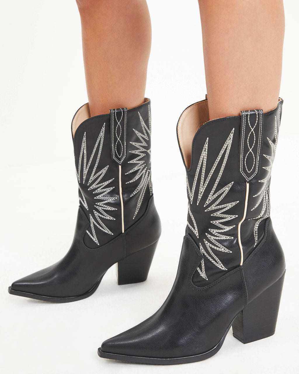 Liya Embroidered Heeled Western Boot - Black - Se7enfashion
