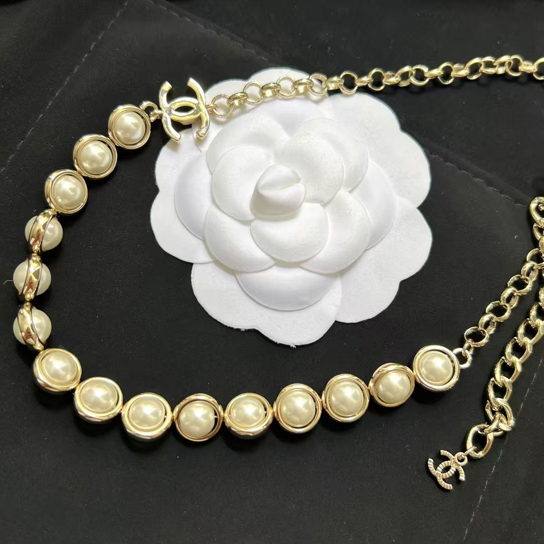 Chanel Half Chain Half Ehancered Pearl Necklace - Original Replica Club