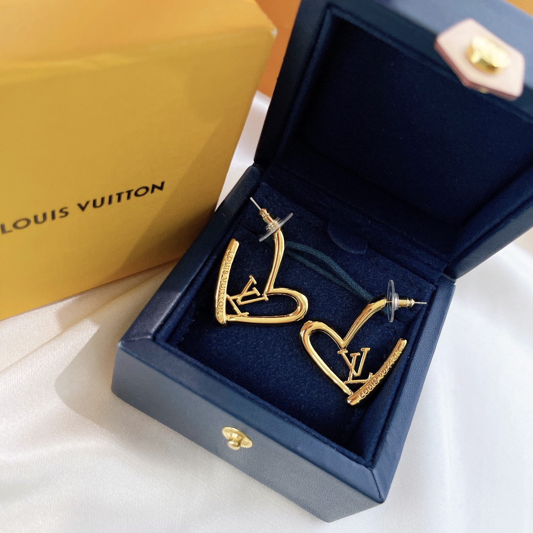 Louis Vuitton Love Heart Stud Earrings - Original Replica Club