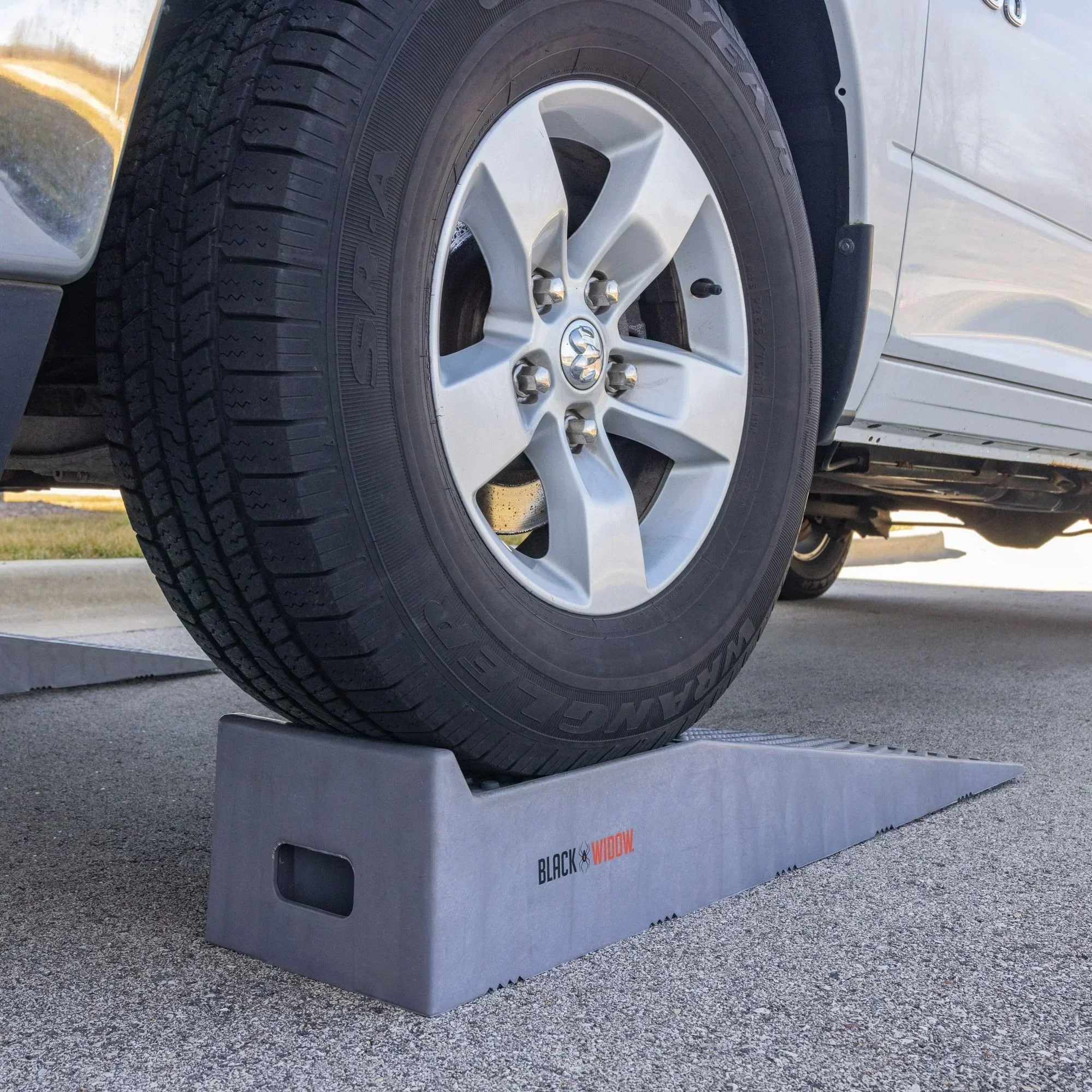Black Widow Plastic Service Ramps, 47in x 11in x 8in, 10,000 lb. Per Pair Capacity - Image 2 Black Widow Plastic Service Ramps, 47in x 11in x 8in, 10,000 lb. Per Pair Capacity - Image 2