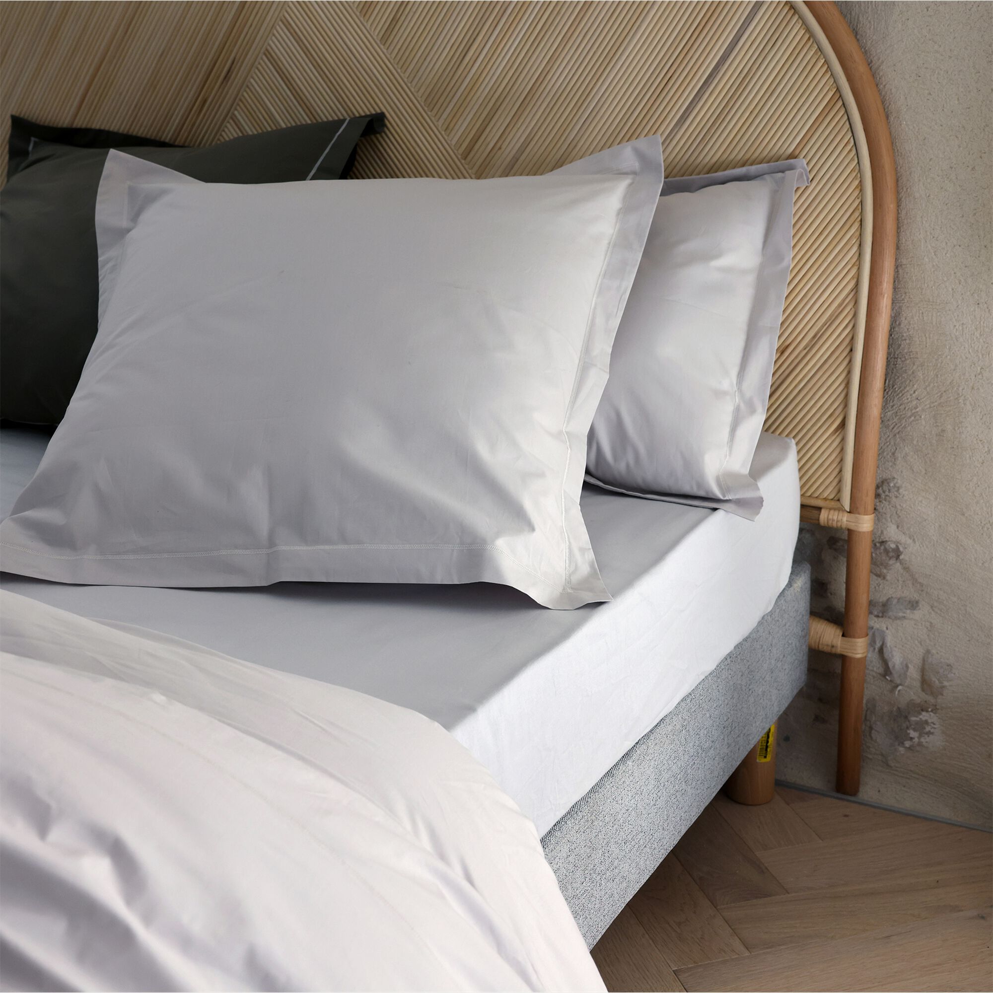 MARLY - Lot de 2 taies d'oreiller en percale de coton 65x65cm - gris perle