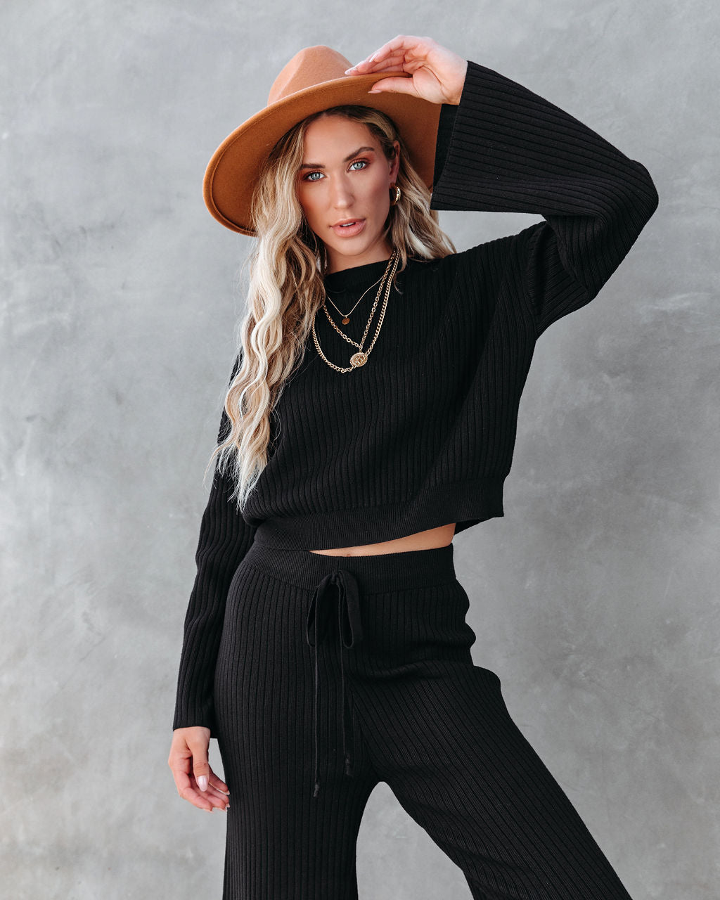 Autumn Splendor Ribbed Knit Crop Top - Black - Se7enfashion