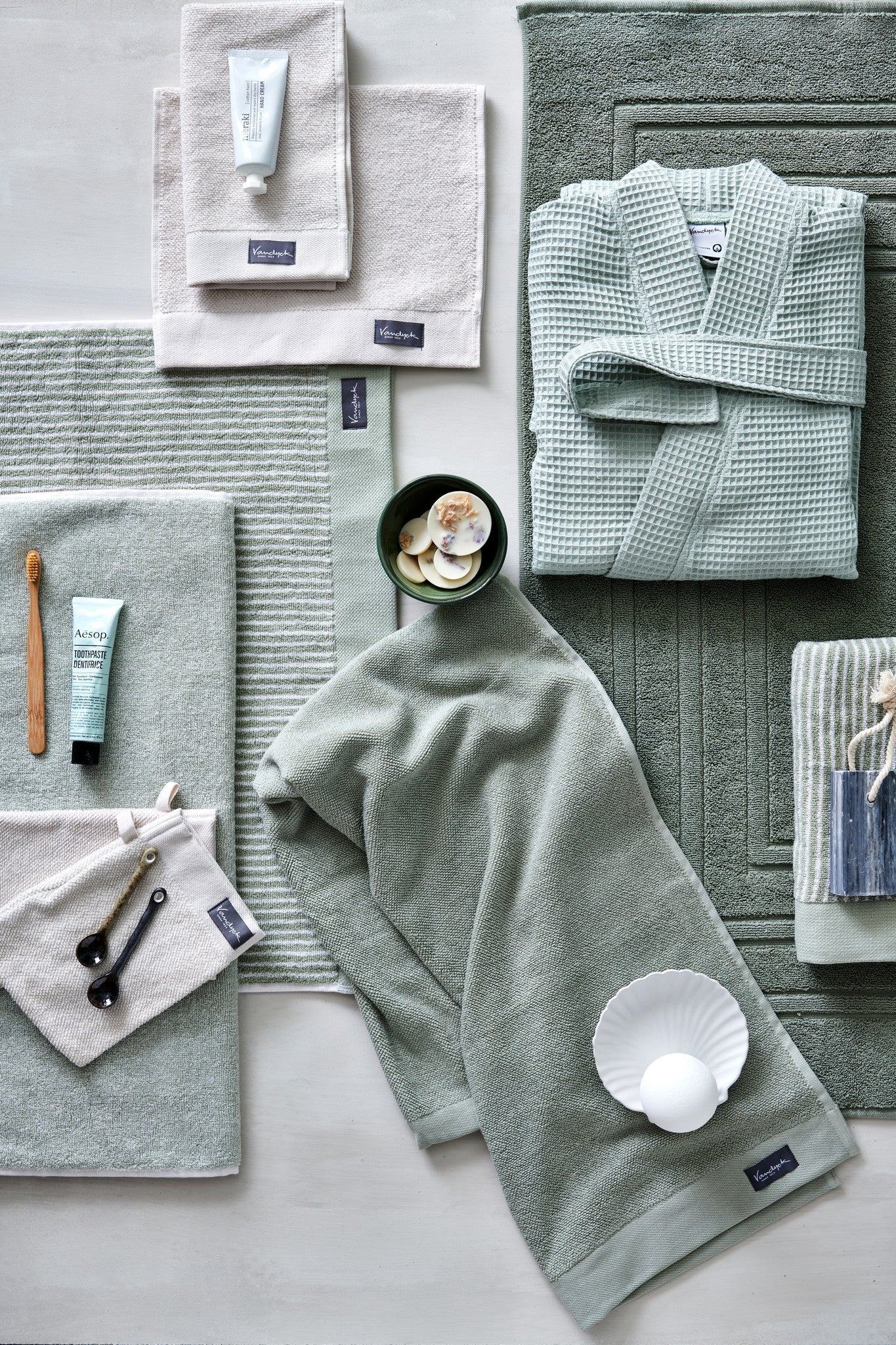 Washand Home Uni Smoke Green   Groen   Katoen