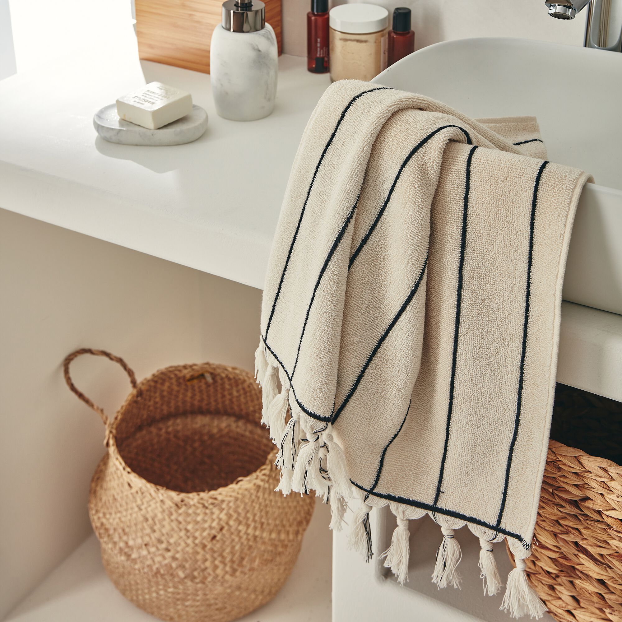 PISELLI - Linge de toilette rayé en coton - beige