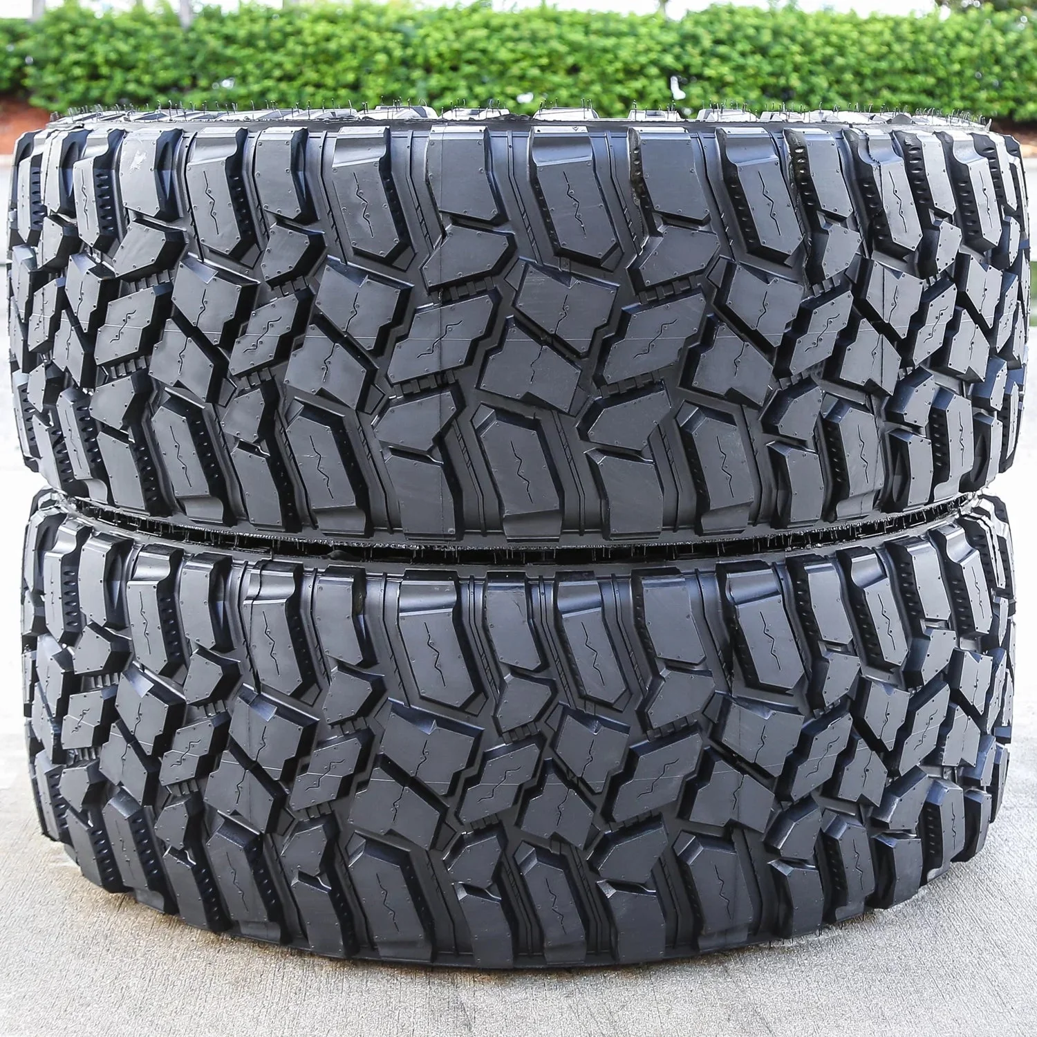 Cooper Discoverer STT Pro 35X12.50R20 Mud Terrain Tires – 10 Ply, All Season, Light Truck (Set of 2)