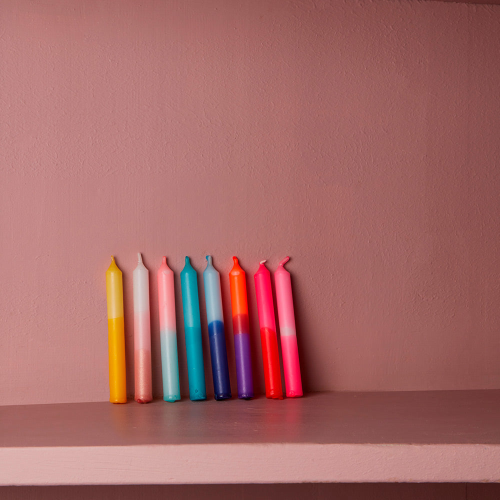 Set de 8 bougies anniversaire confetti