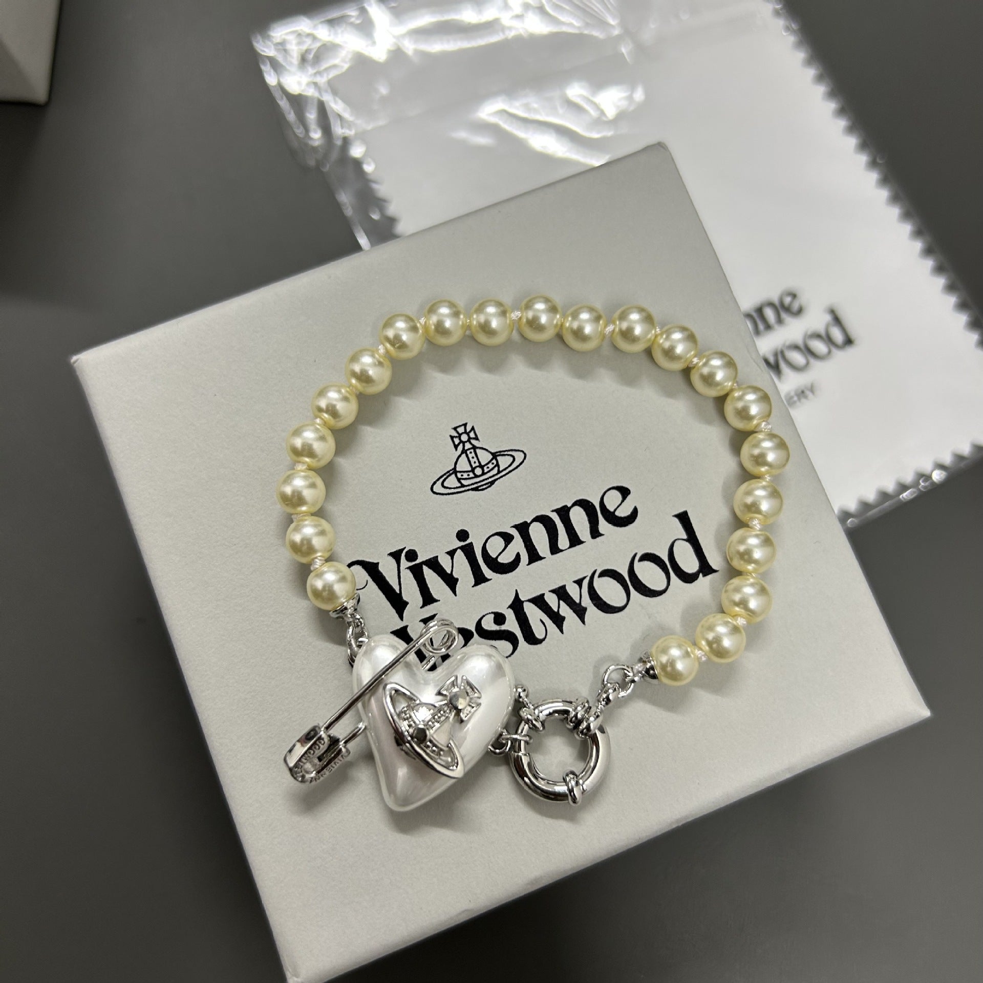 Vivienne Westwood Paperclip Heart Bracelet - Original Replica Club