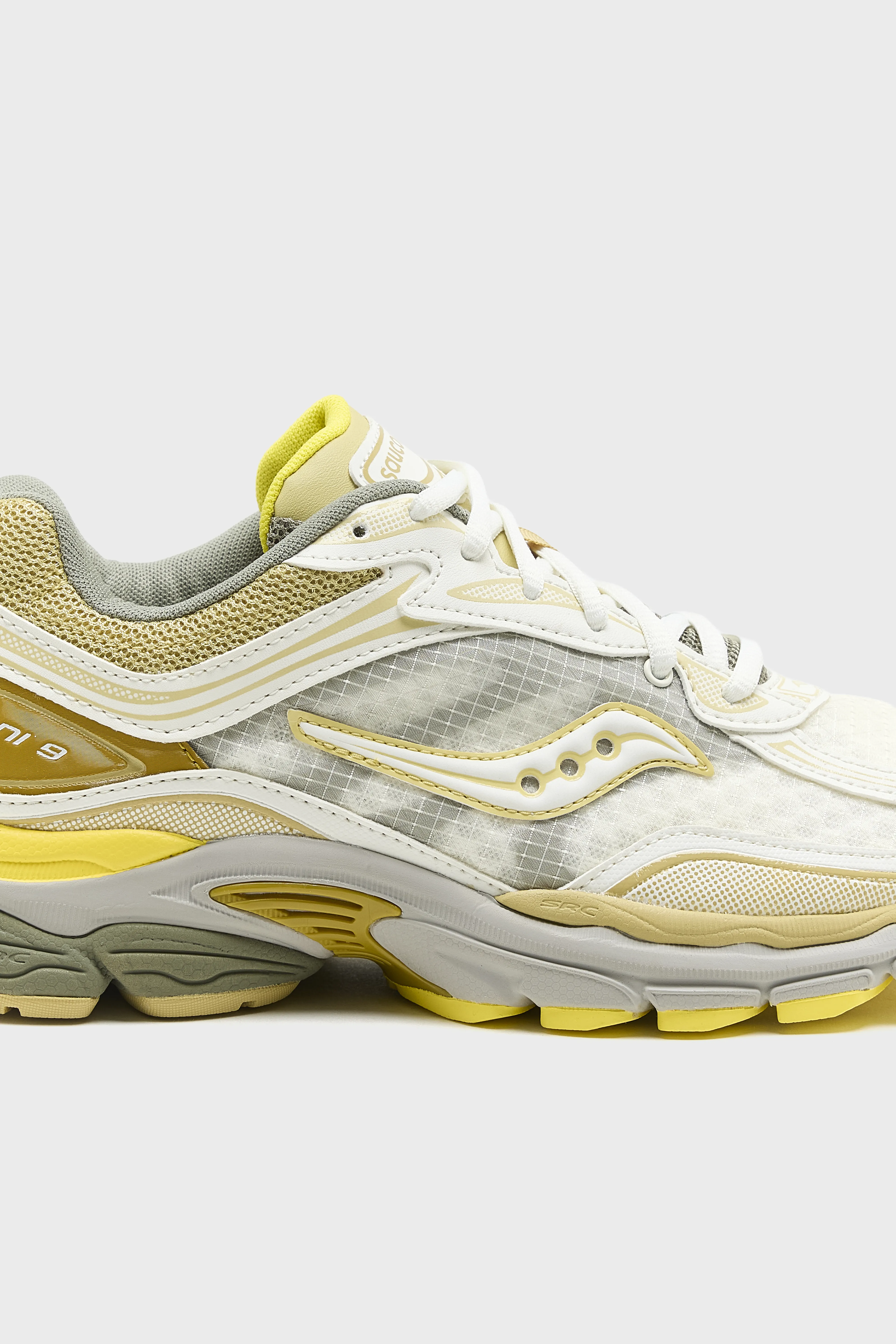 Bellerose Progrid Omni 9 for Women  (261 / W / YELLOW)