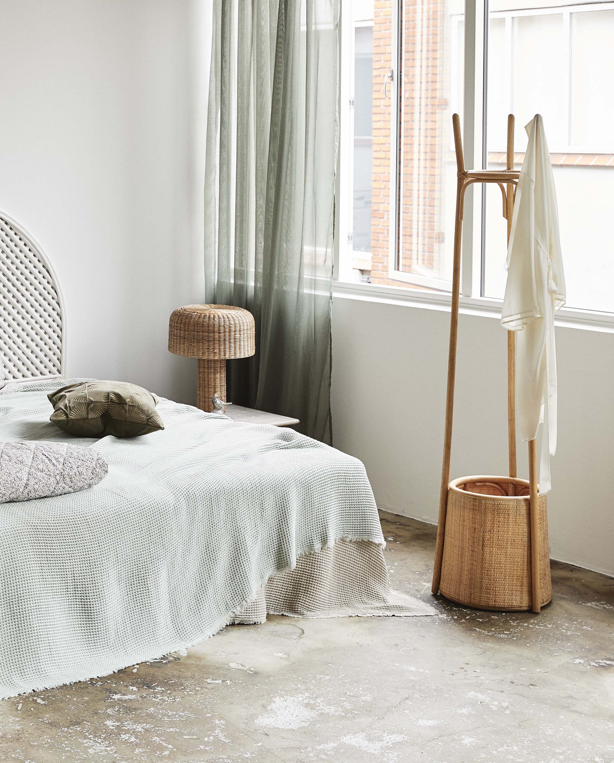 PHAI HEAD BOARD, RATTAN
