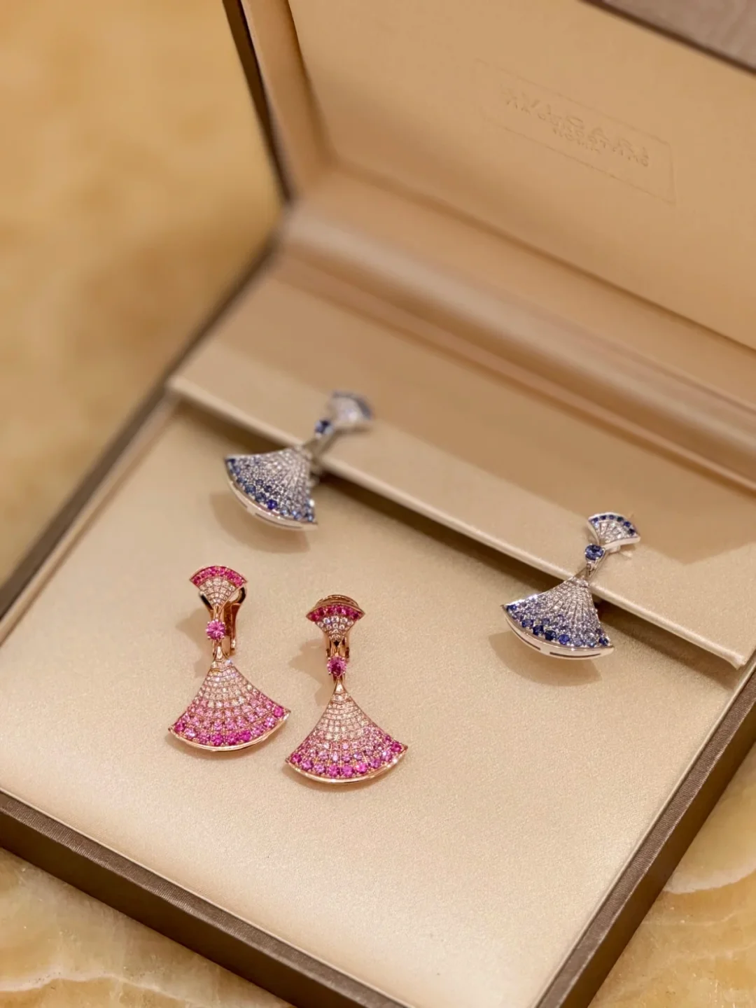Bvlgari Divas' Dream Earrings - Full Diamond - Original Replica Club
