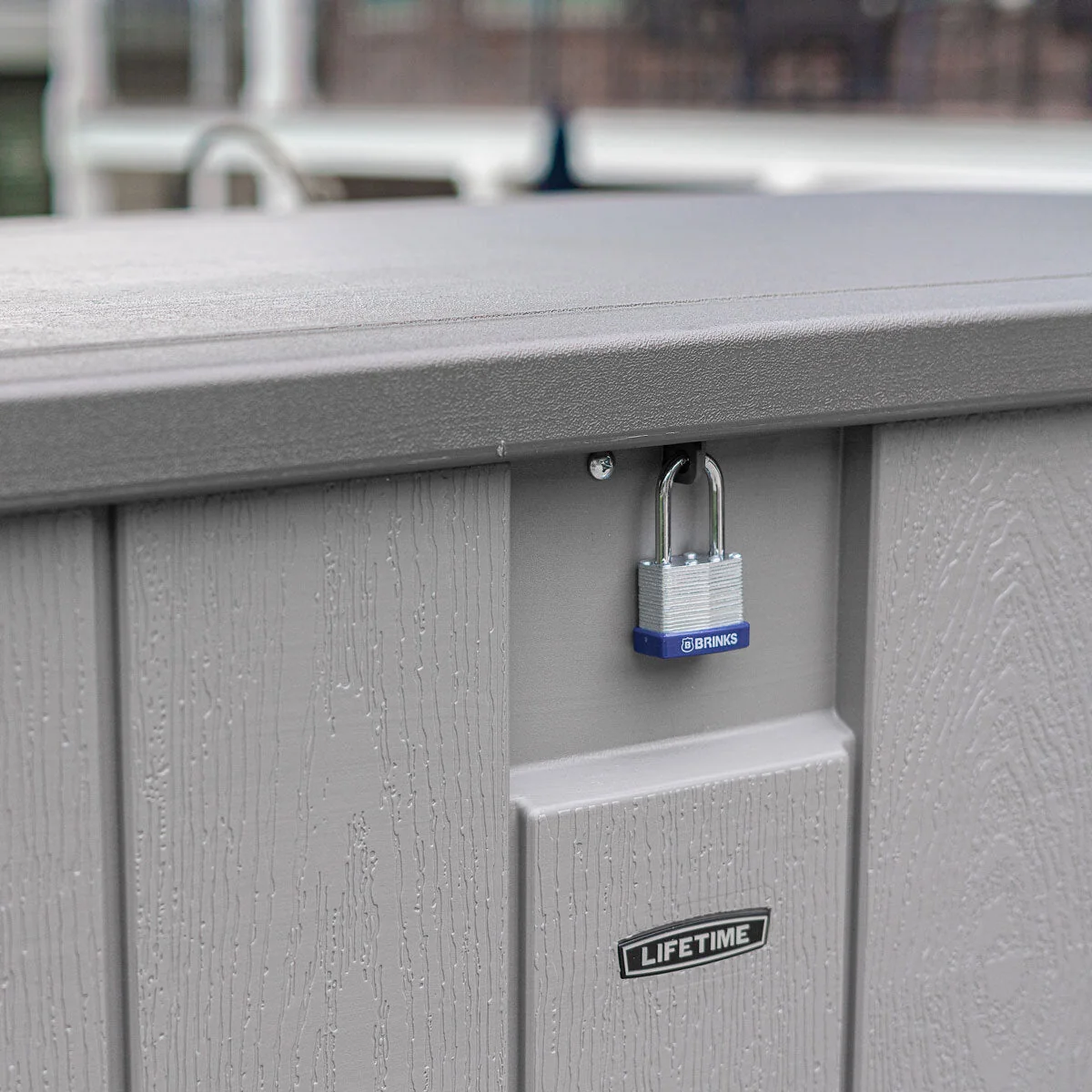 568-Liter Outdoor Storage Deck Box - Model 60384U