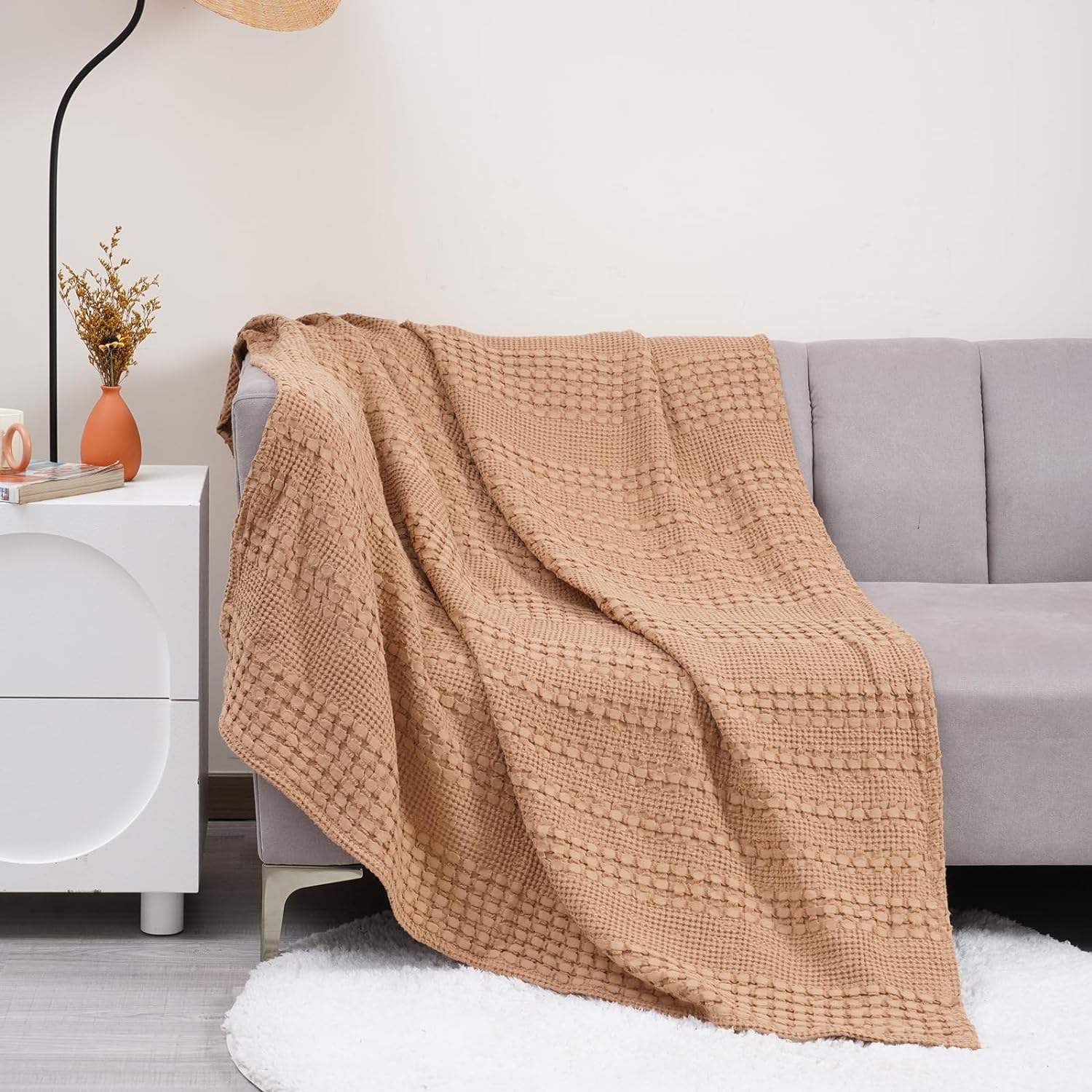 100% Cotton Waffle Knitted Throw Blanket Solid Color Eco-Friendly Summer Waffle Blanket for Cozy Evenings & Home