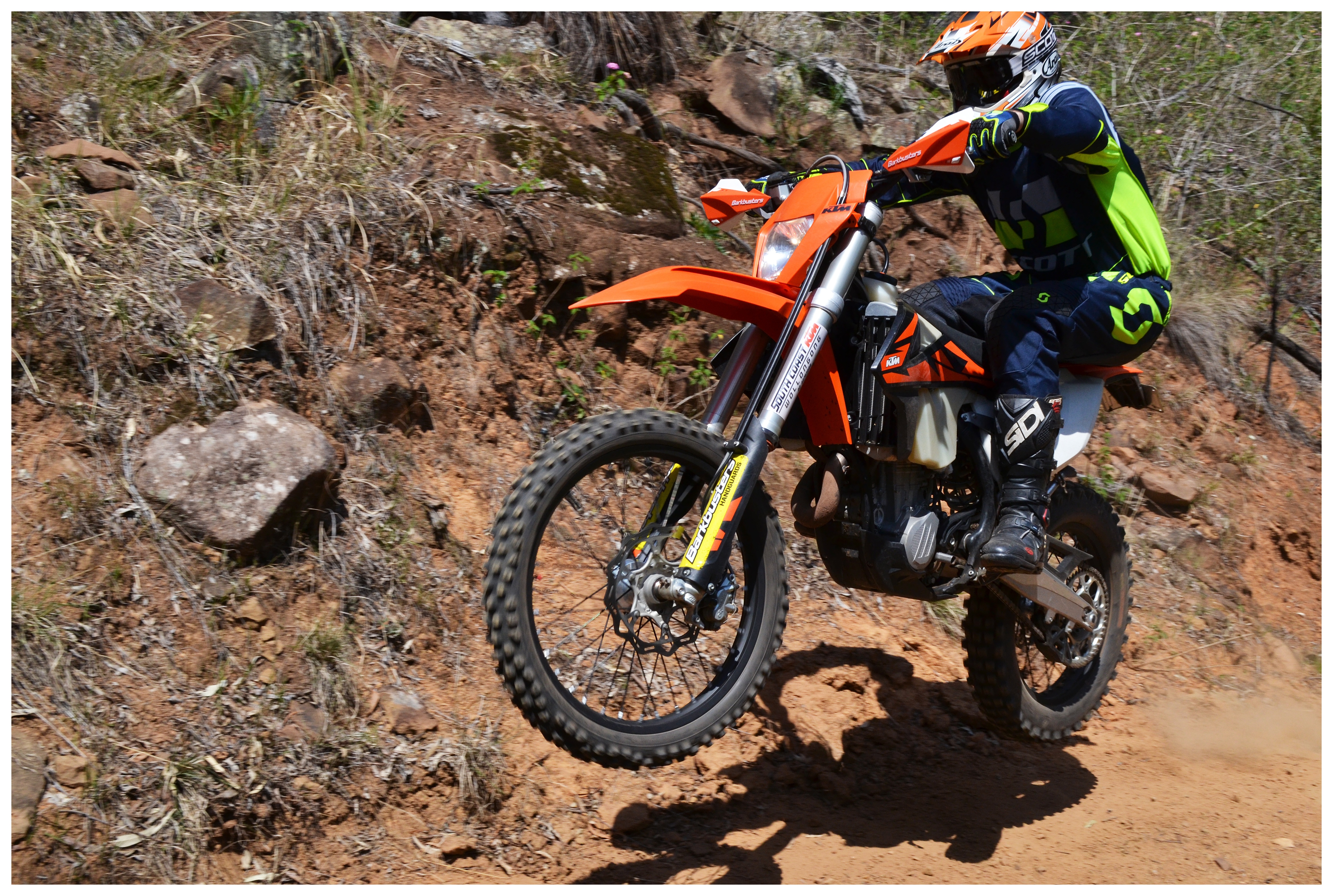 SportsBikeShop Barkbusters Sabre MX Handguards