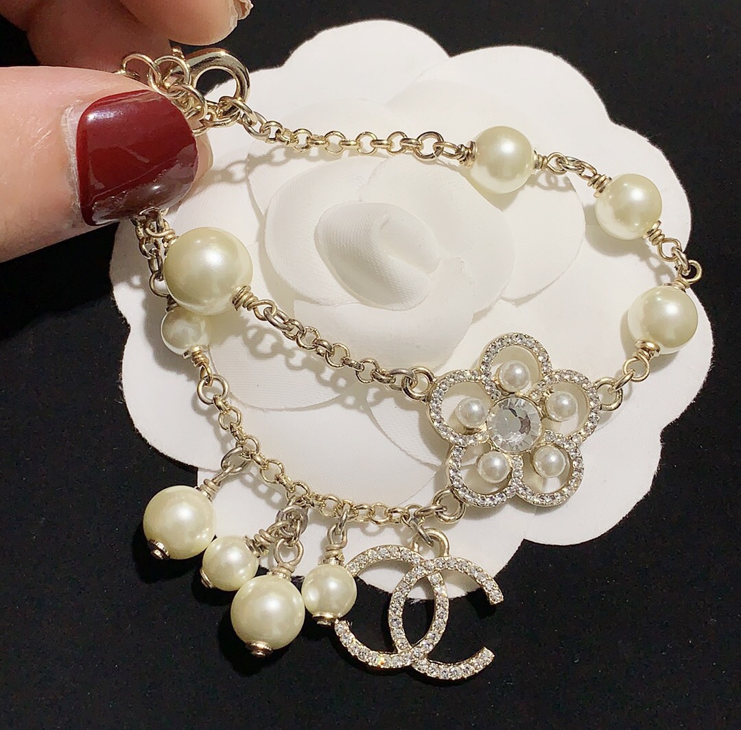 Chanel Pearl Flower Chain Bracelet - Original Replica Club