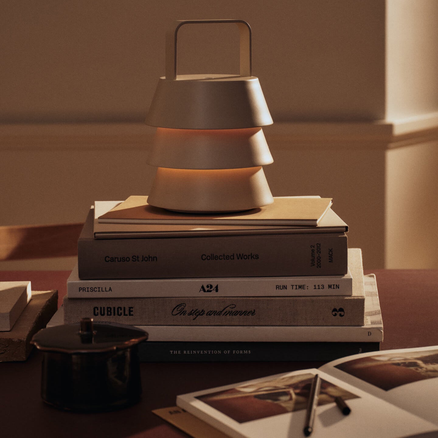 Ferm Living Luver Draagbare Tafellamp - Cashmere