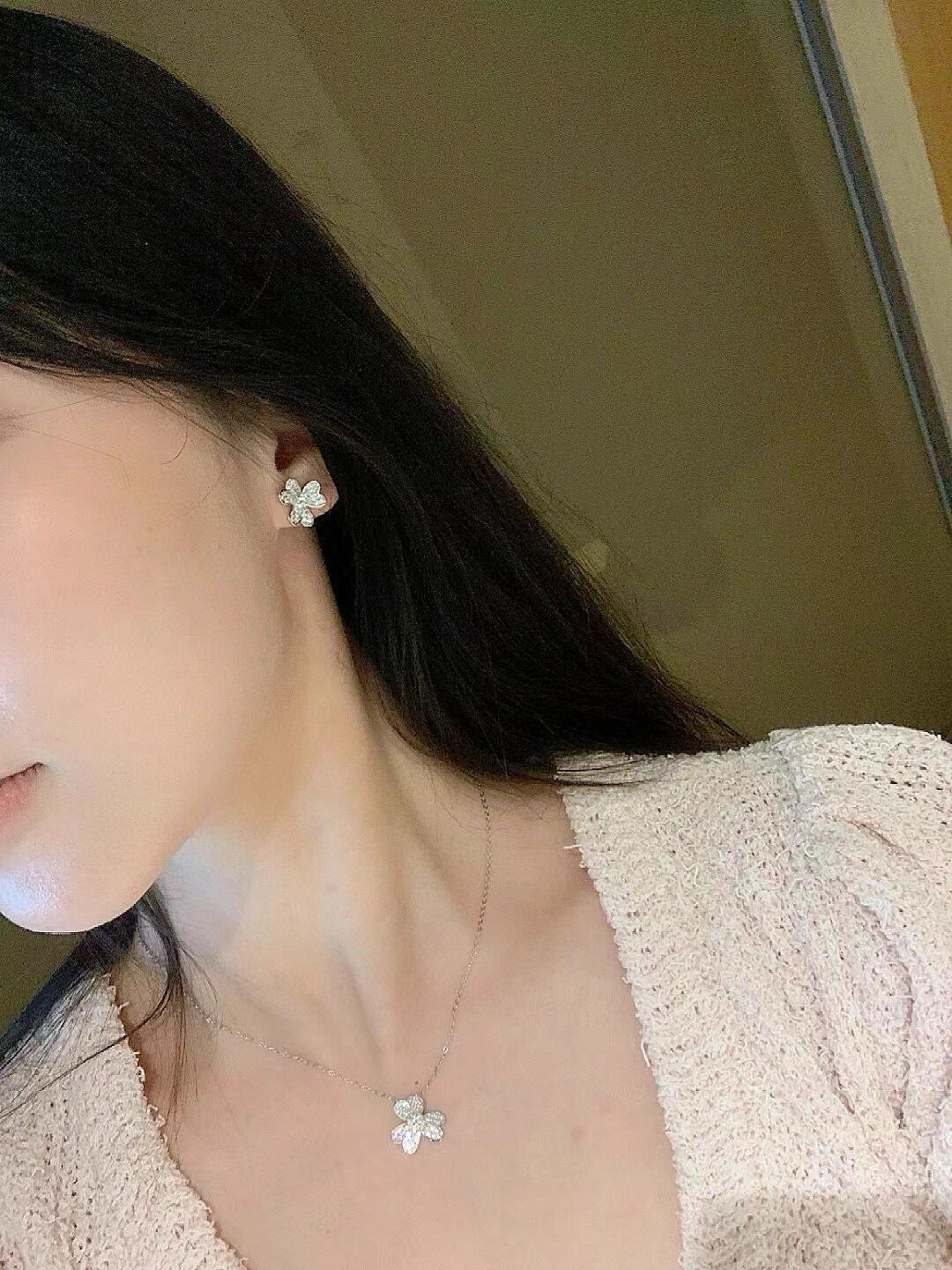 VCA Mini Frivole Earrings - 3 Colors Available - Original Replica Club