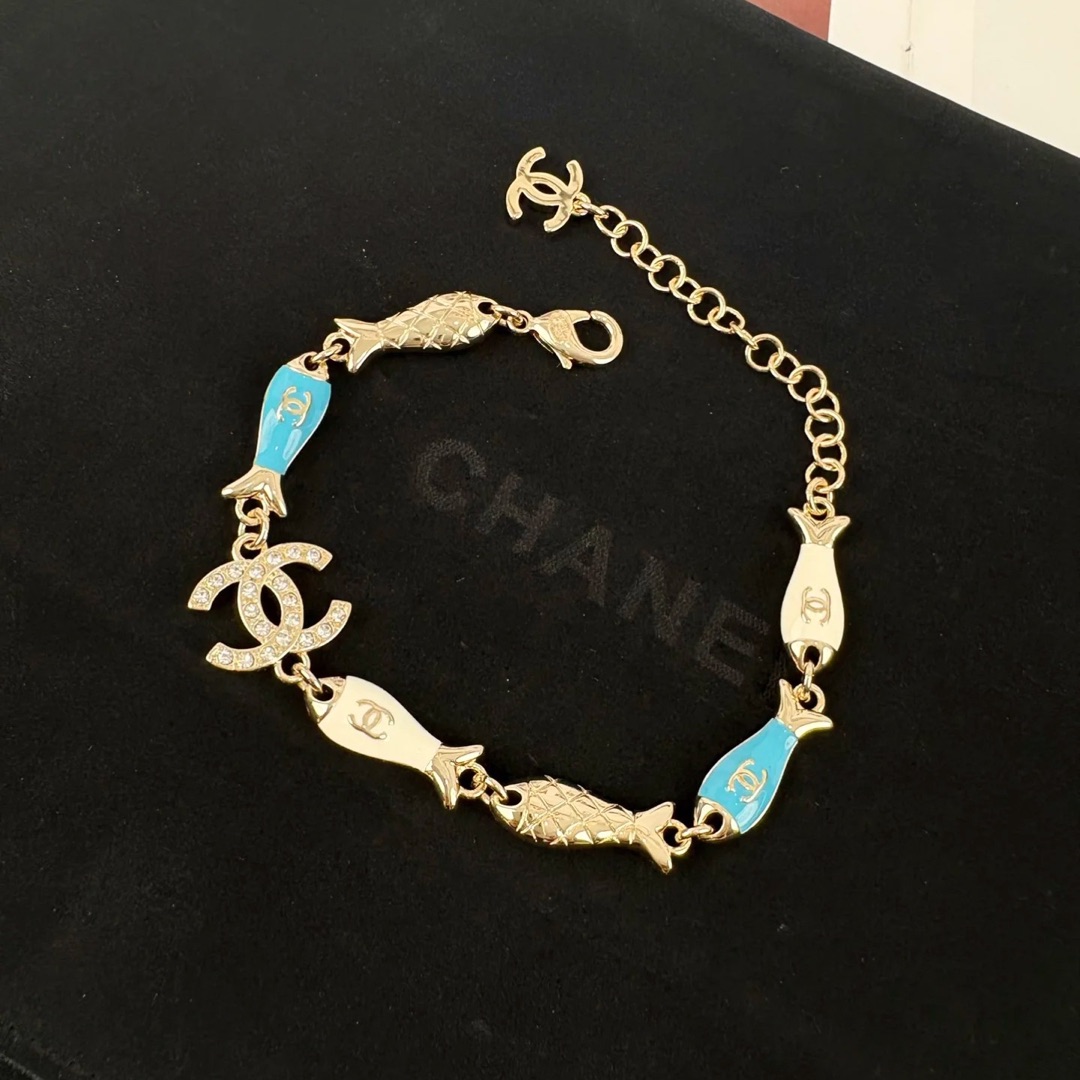 Chanel Color-Blocked White Blue Fish Bracelet - Original Replica Club