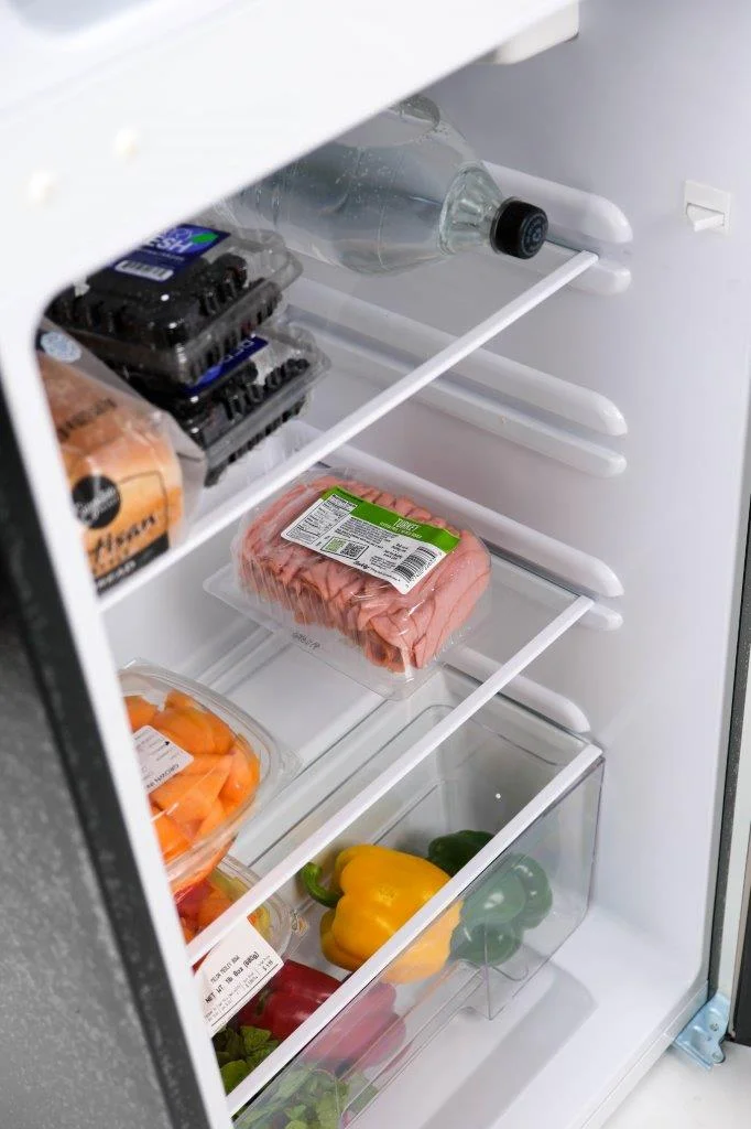 Frigidaire 7.5 Cu. ft. Refrigerator, Platinum Series, Standard Door Style - Stainless Look - Image 13