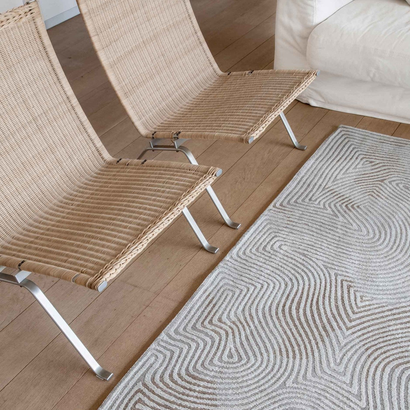 Louis de Poortere Coral Meditation Vloerkleed 80 x 150 cm - Oyster Whi