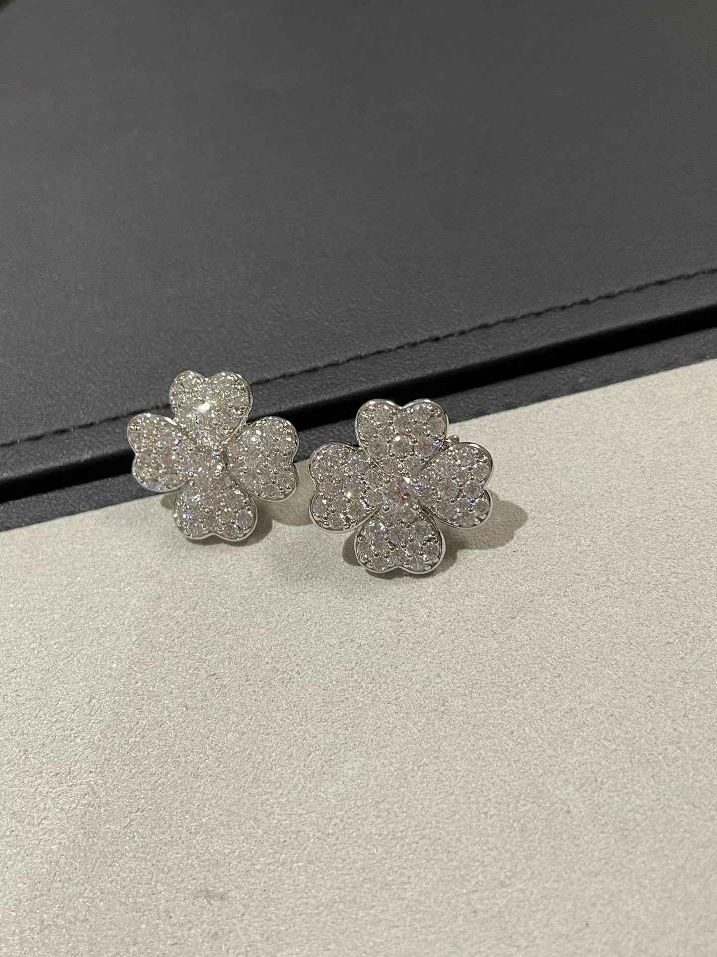 VCA Cosmos Earrings - Small - Original Replica Club