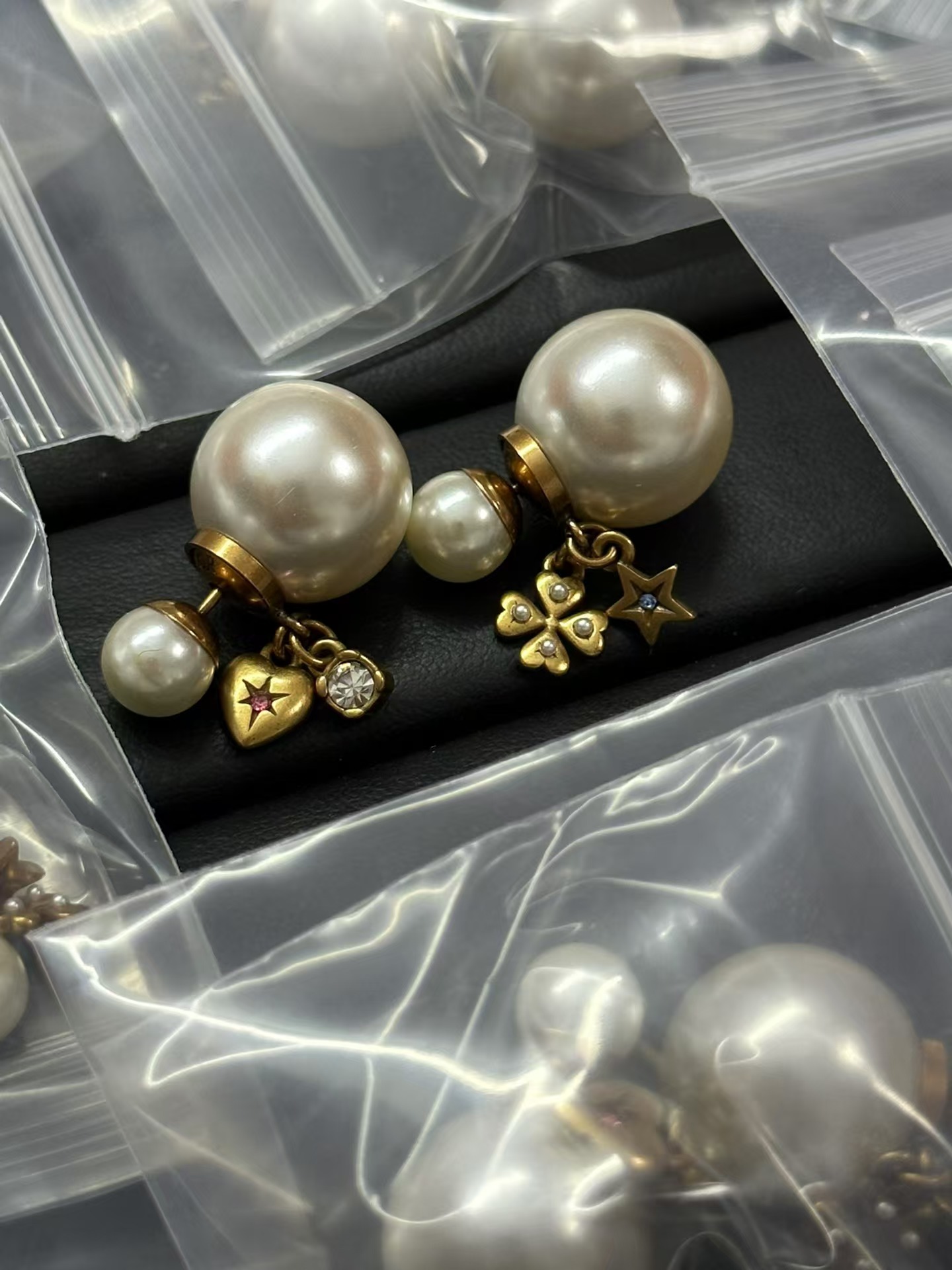 Dior Asymmetrical Charms Pearl Earrings - Original Replica Club